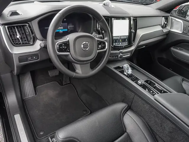 Volvo XC60 view 10