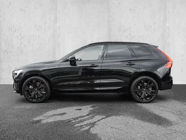 Volvo XC60 view 5
