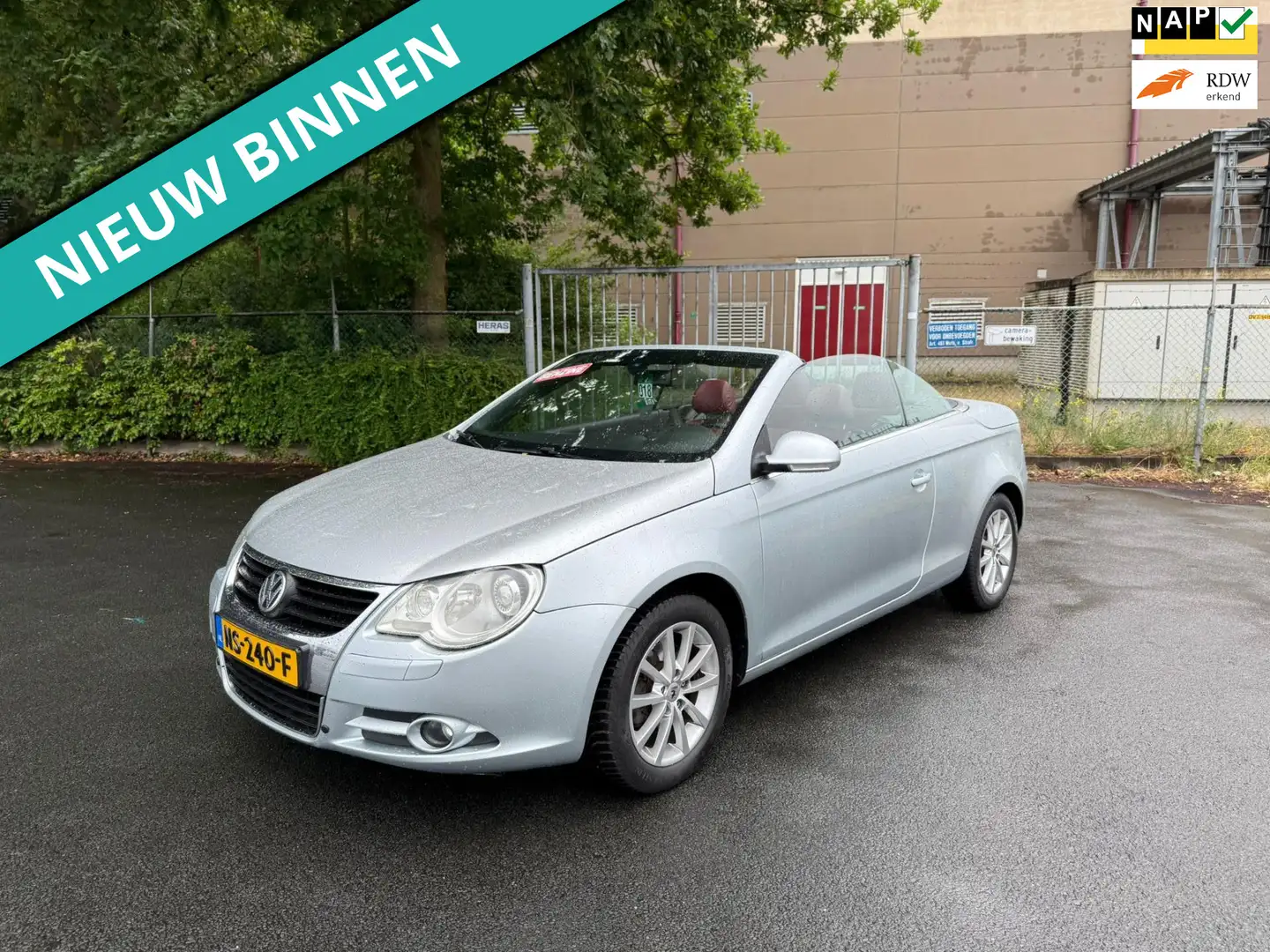 Volkswagen Eos 2.0-16v FSI NETTE AUTO RIJDT EN SCHAKELT GOED Grijs - 1
