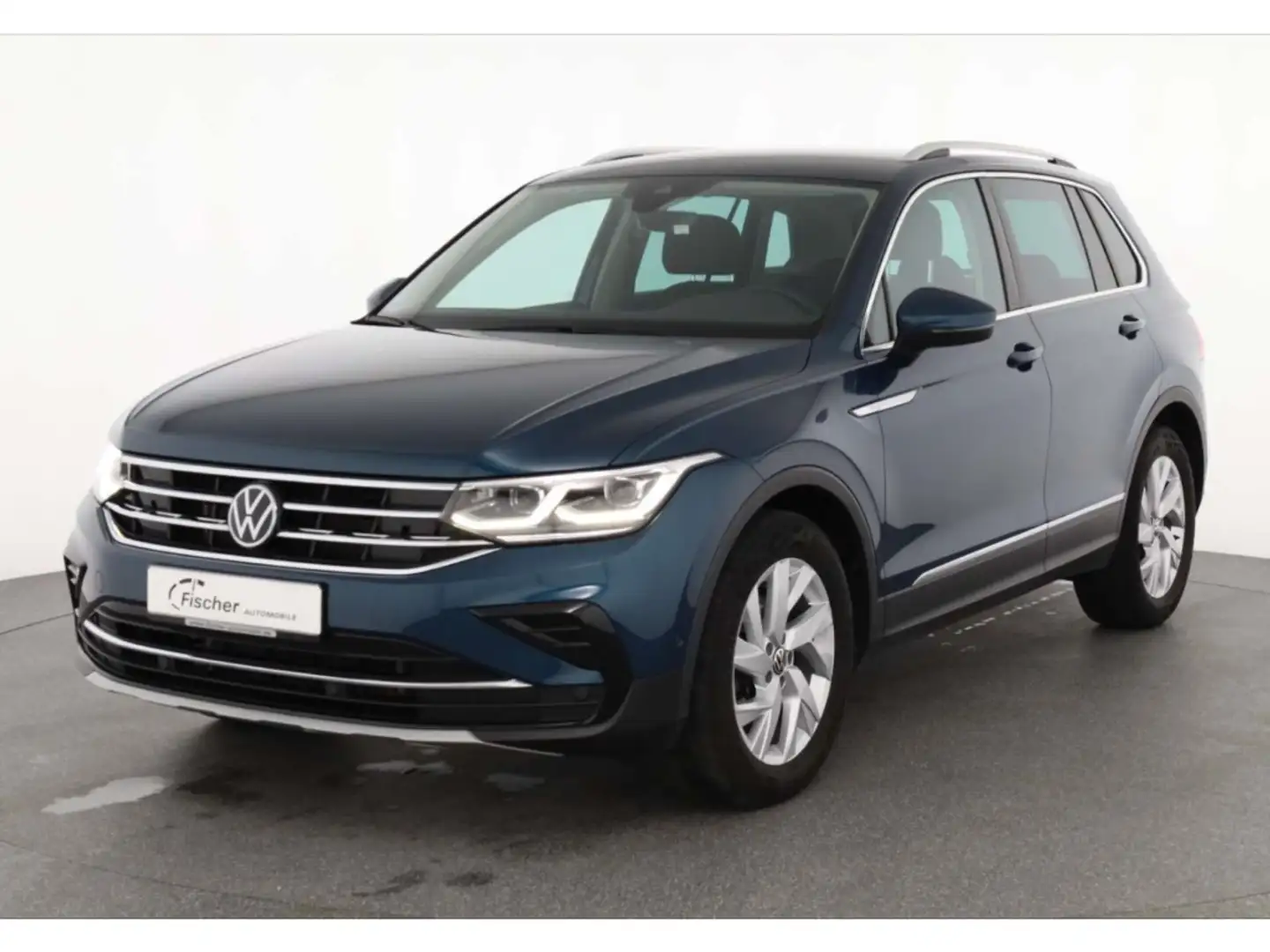 Volkswagen Tiguan 2.0 TDI Elegance DSG AHK/NAV/Matrix/StHz Blauw - 2