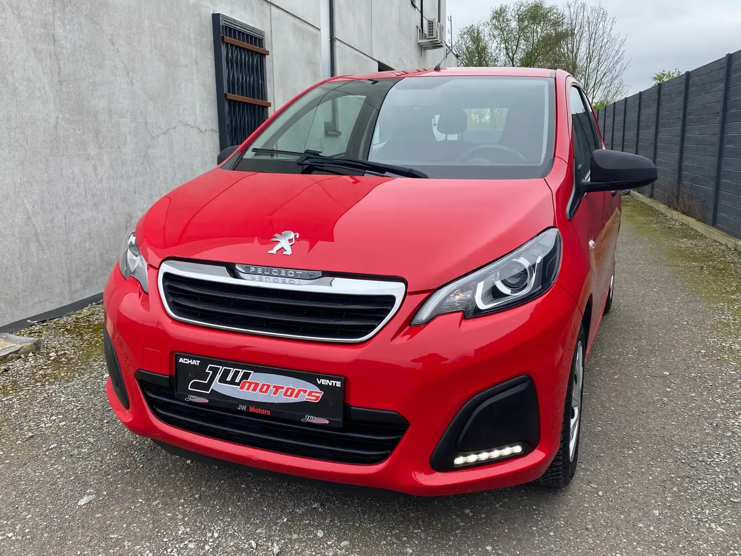 Peugeot 108 1.0 VTi Access**GARANTIE**EURO6B**163€/M** Rood - 1