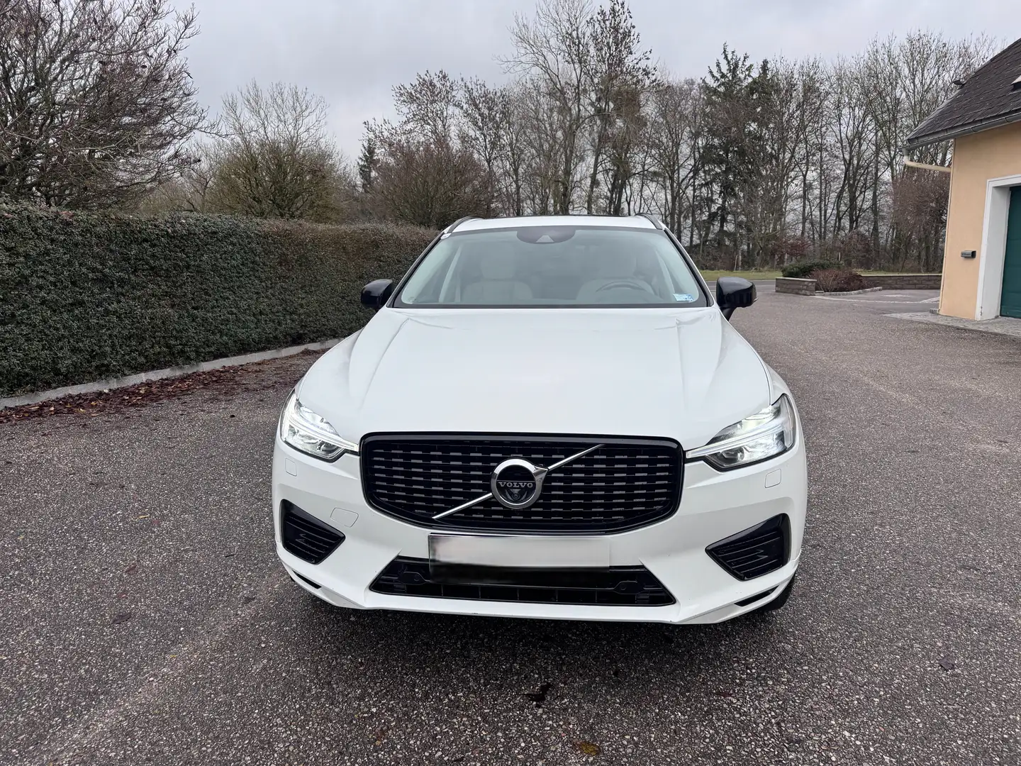 Volvo XC60 XC60 T6 AWD Recharge PHEV Panorama SUV Weiß - 2