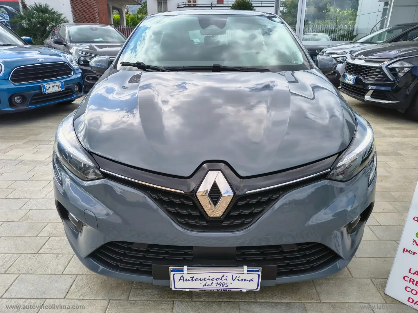 Renault Clio TCe 100 CV GPL Zen Grijs - 2