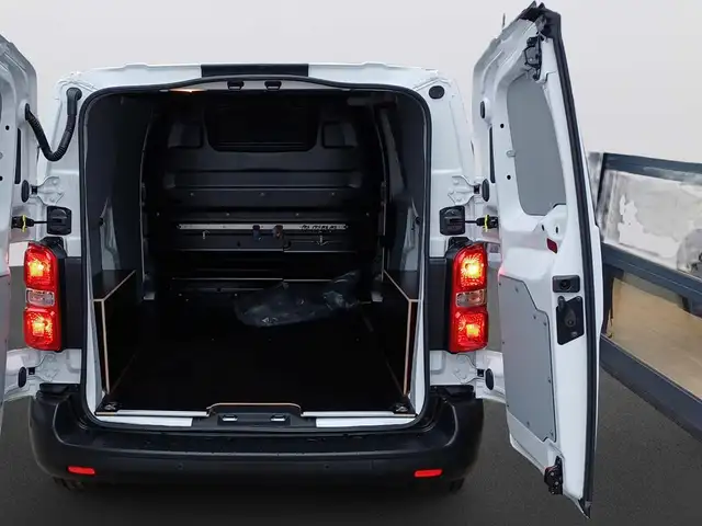 Opel Vivaro view 7