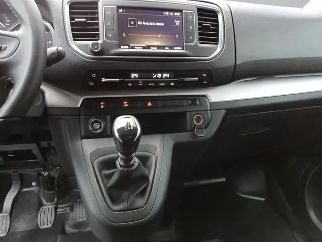 Opel Vivaro view 12
