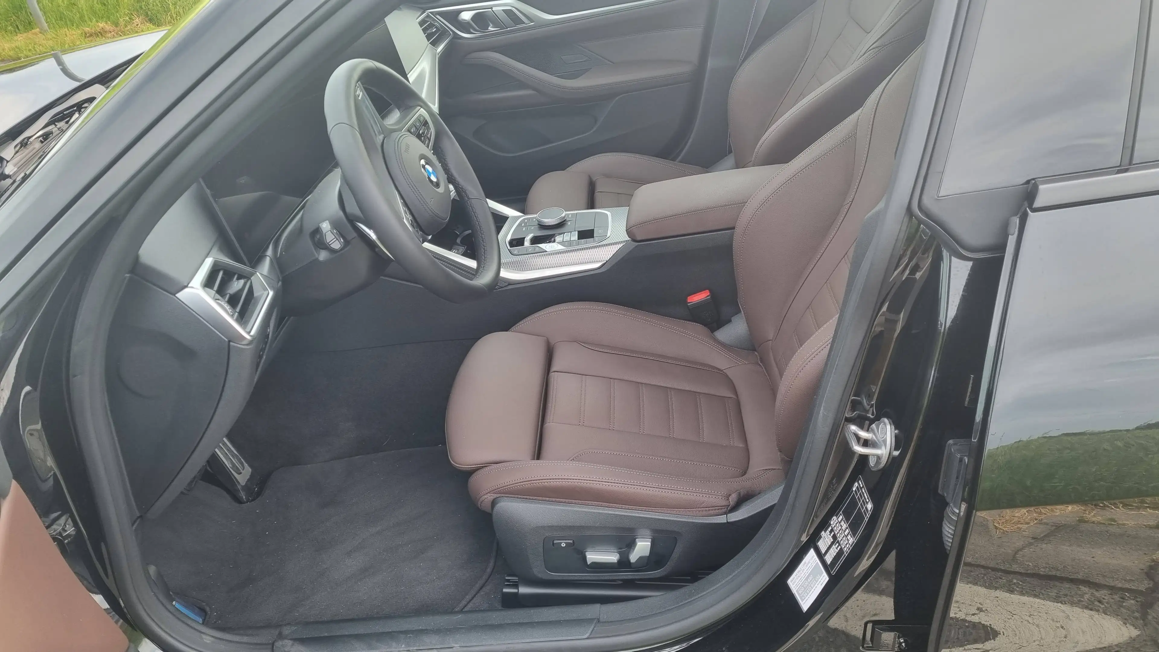 BMW 430 4er Gran Coupe 430i Gran Coupe M Sport aus 1 Hand mit Schiebedach und AHK — photo 15