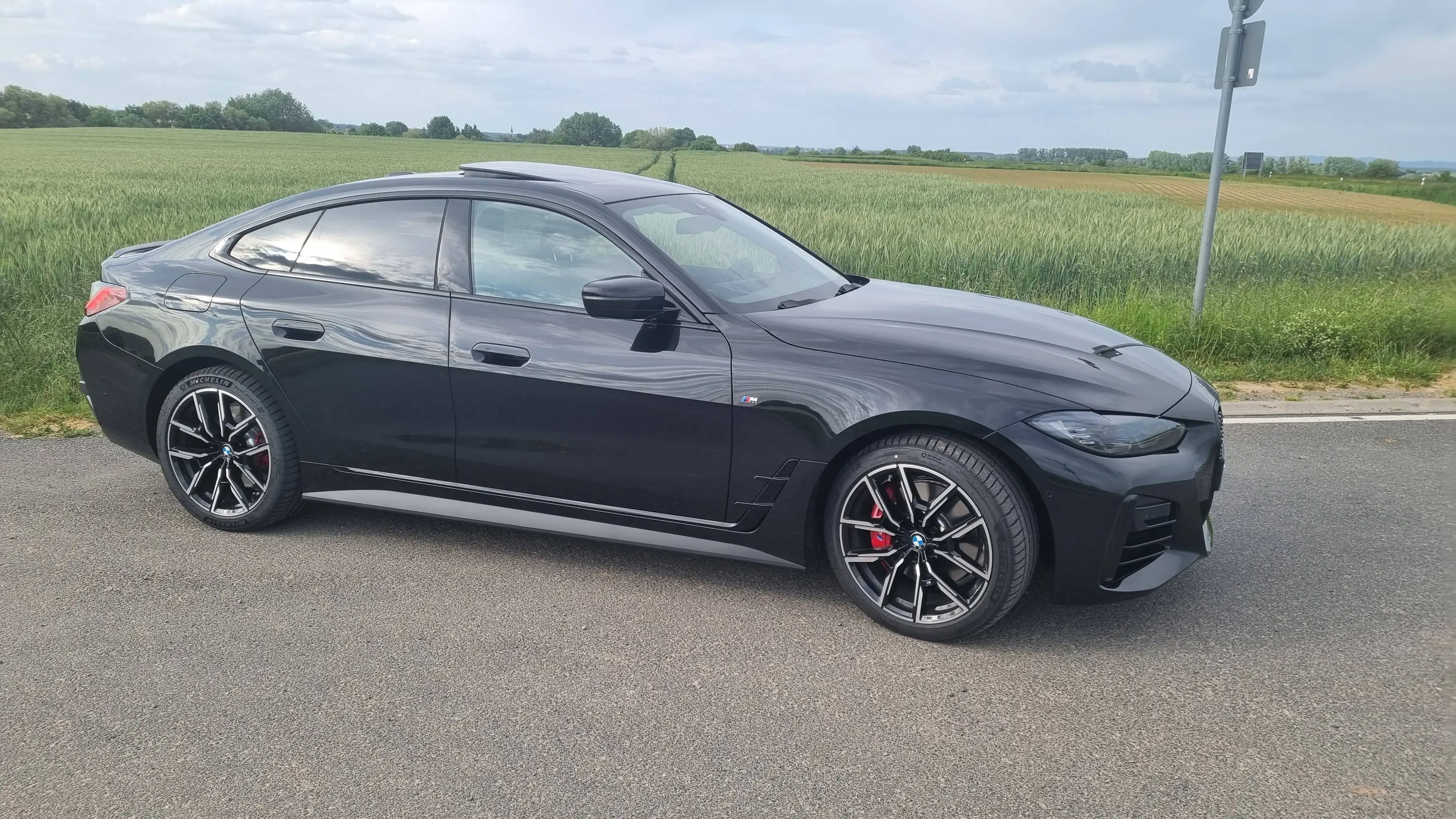 BMW 430 4er Gran Coupe 430i Gran Coupe M Sport aus 1 Hand mit Schiebedach und AHK