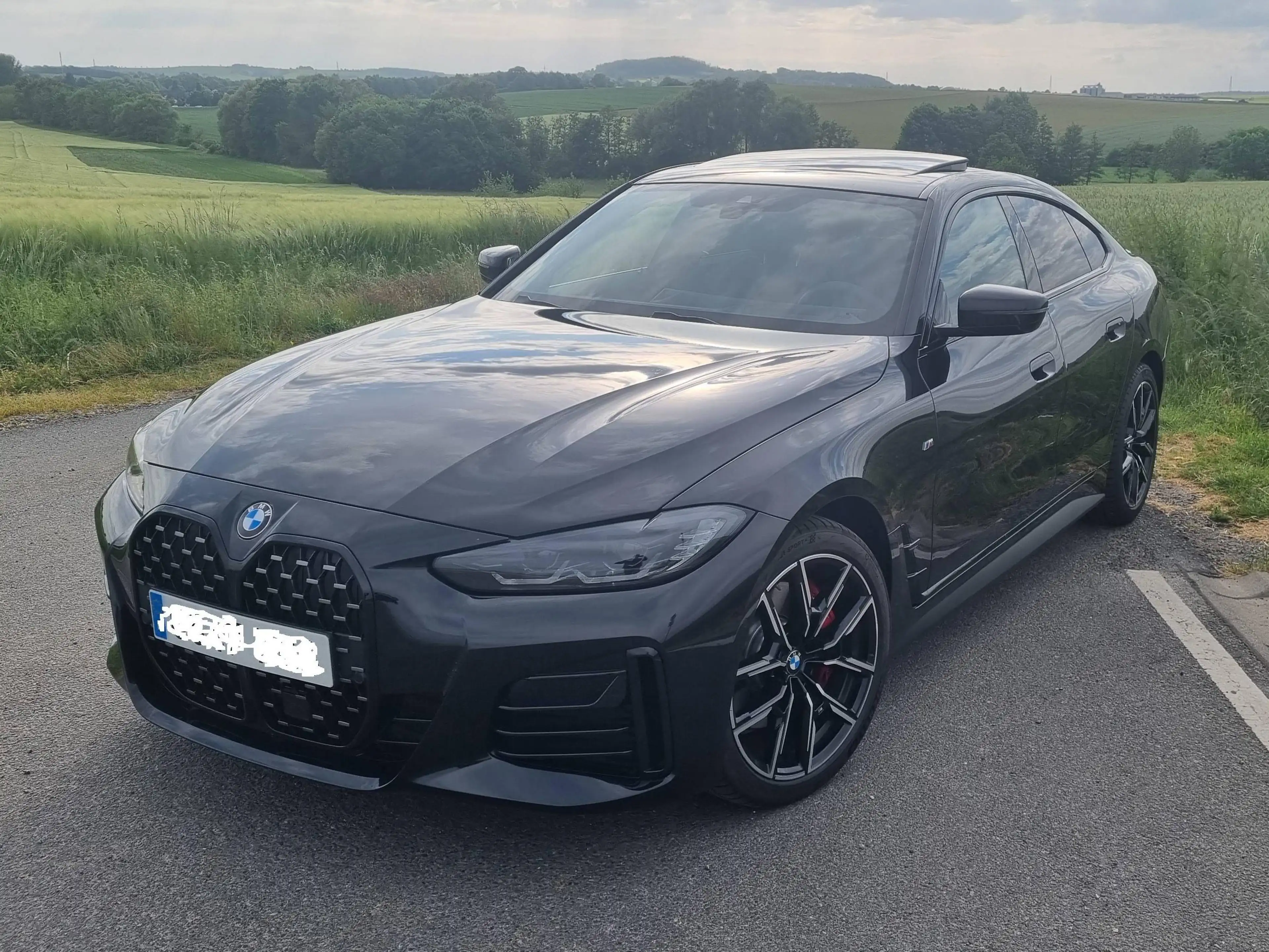 BMW 430 4er Gran Coupe 430i Gran Coupe M Sport aus 1 Hand mit Schiebedach und AHK — photo 2