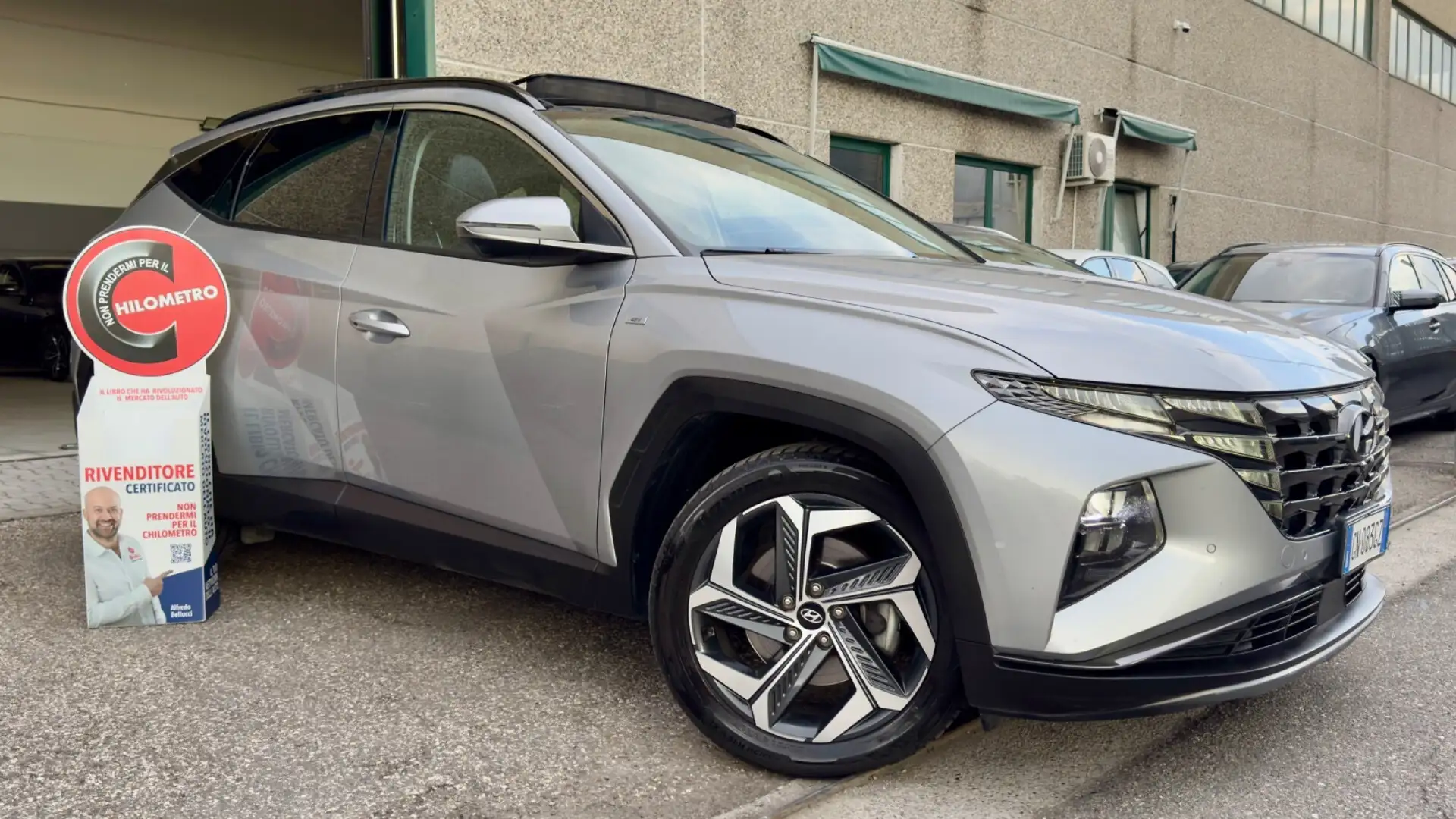 Hyundai TUCSON HYUNDAI TUCSON IX35 48V 1.6 CRDI DCT EXELLENCE 136 Grau - 1