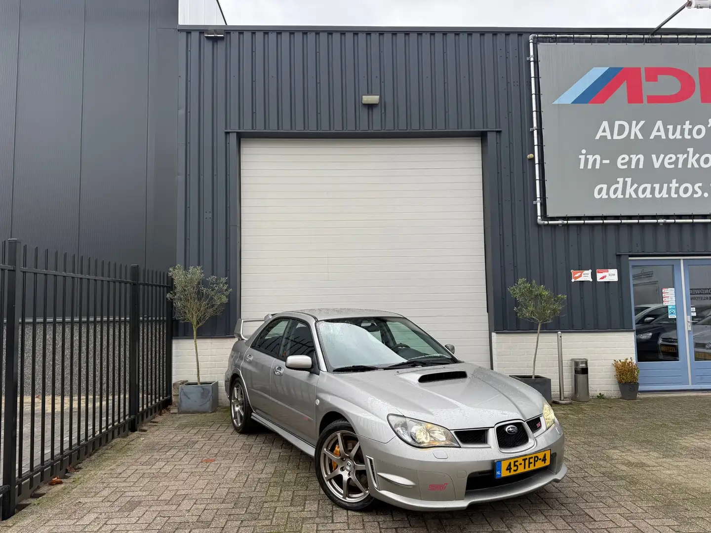Subaru Impreza 2.5 WRX STI PRO DRIVE/320PK/XENON/DCCT/PRACHTIGE A Grau - 2