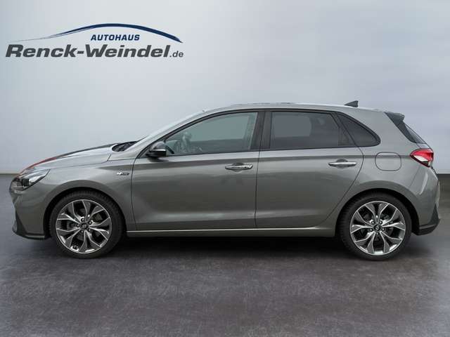 Hyundai i30 N-Line 1.4 T-GDI Komf El. Panodach Navi Apple CarP