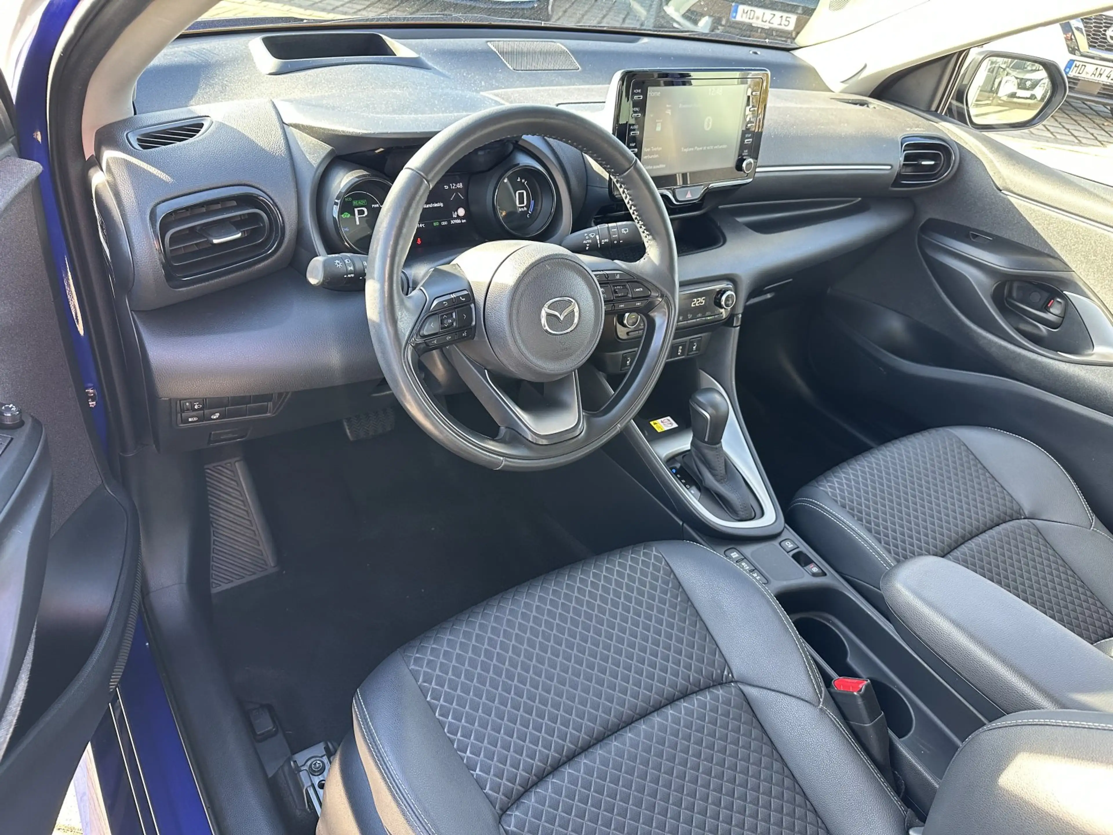 Mazda 2 Hybrid 1,5 CVT AL SELECT/PANO/2 FARBIG — photo 15