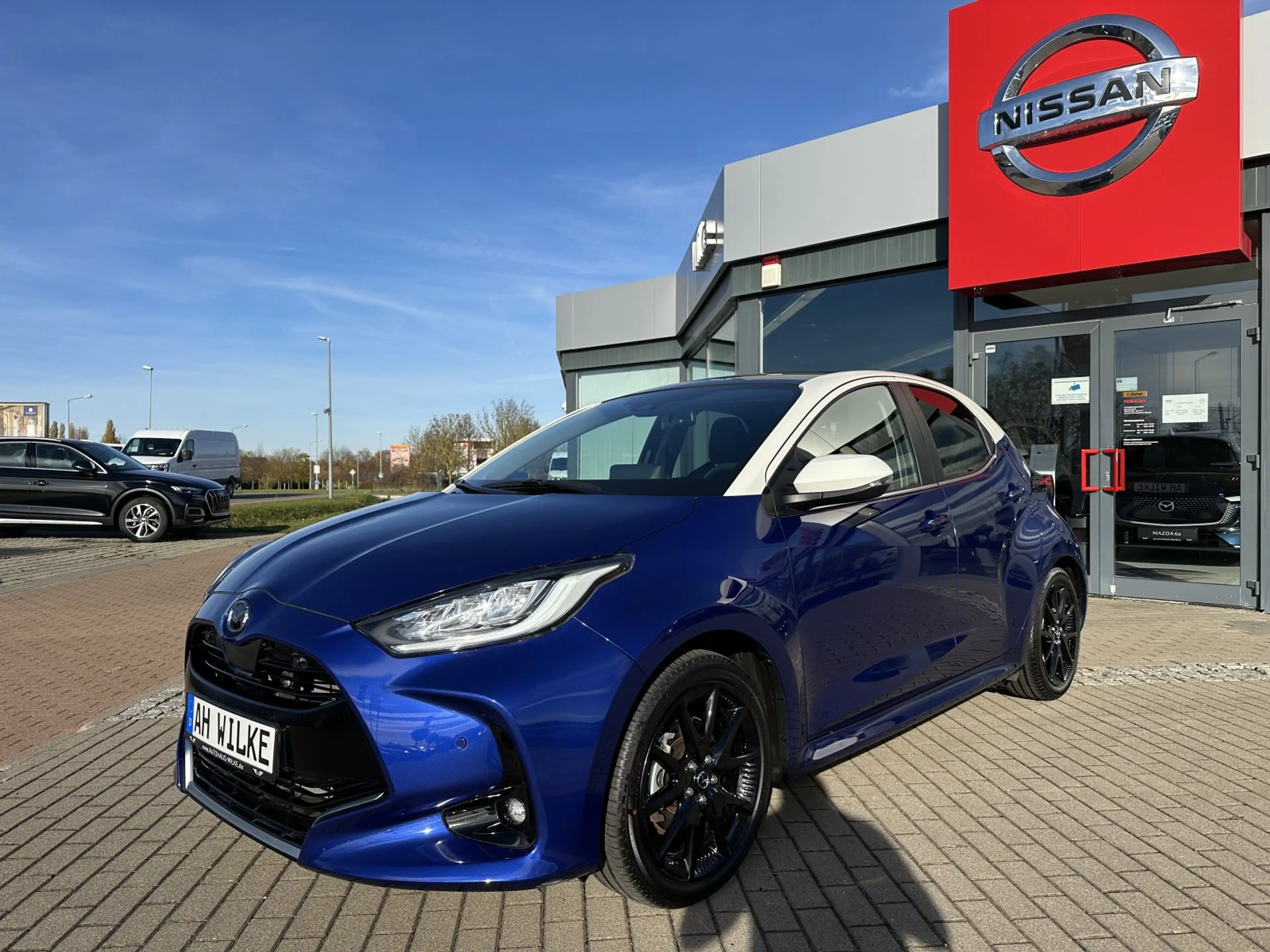 Mazda 2 Hybrid 1,5 CVT AL SELECT/PANO/2 FARBIG — photo 3