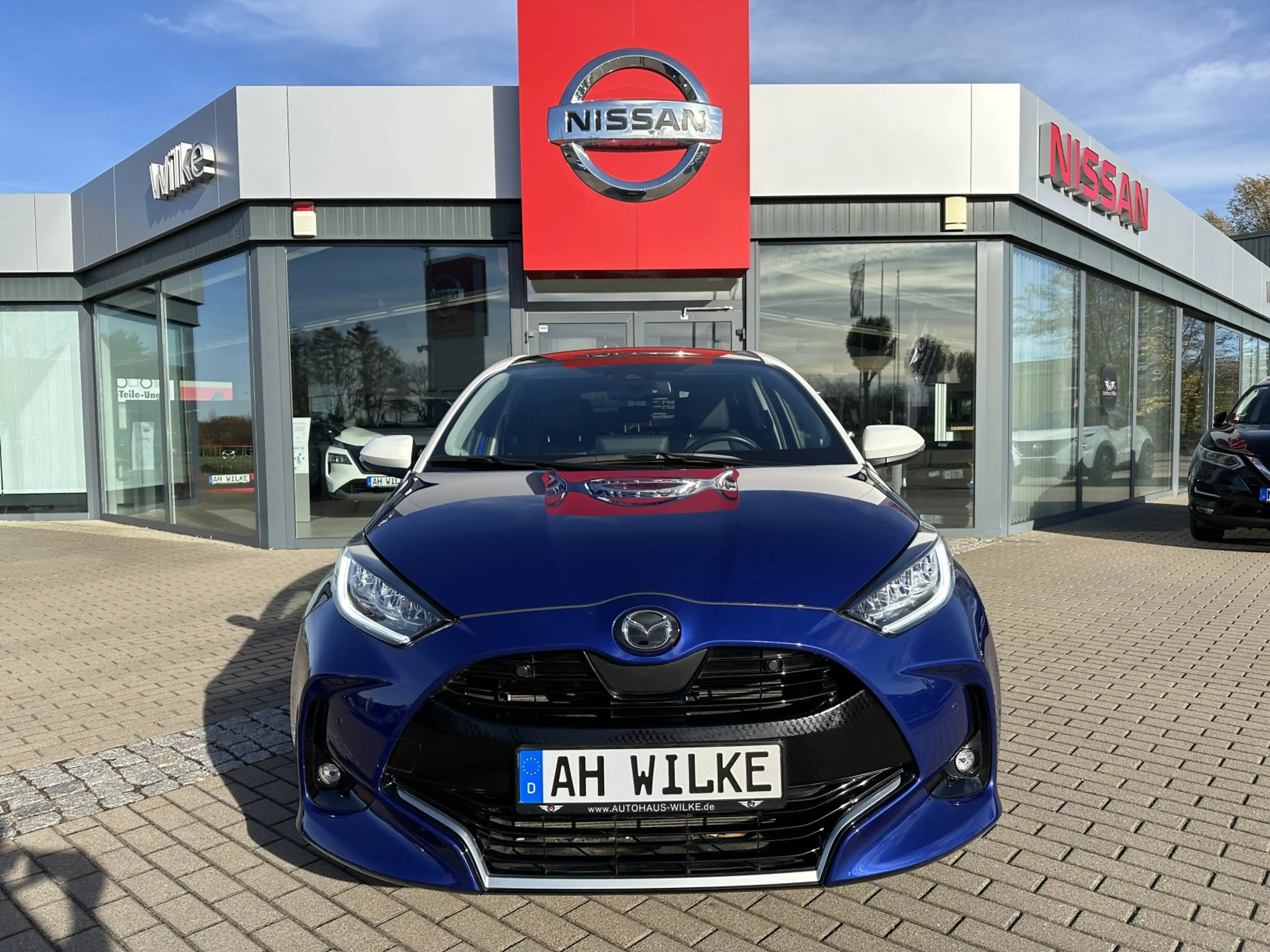 Mazda 2 Hybrid 1,5 CVT AL SELECT/PANO/2 FARBIG — photo 2
