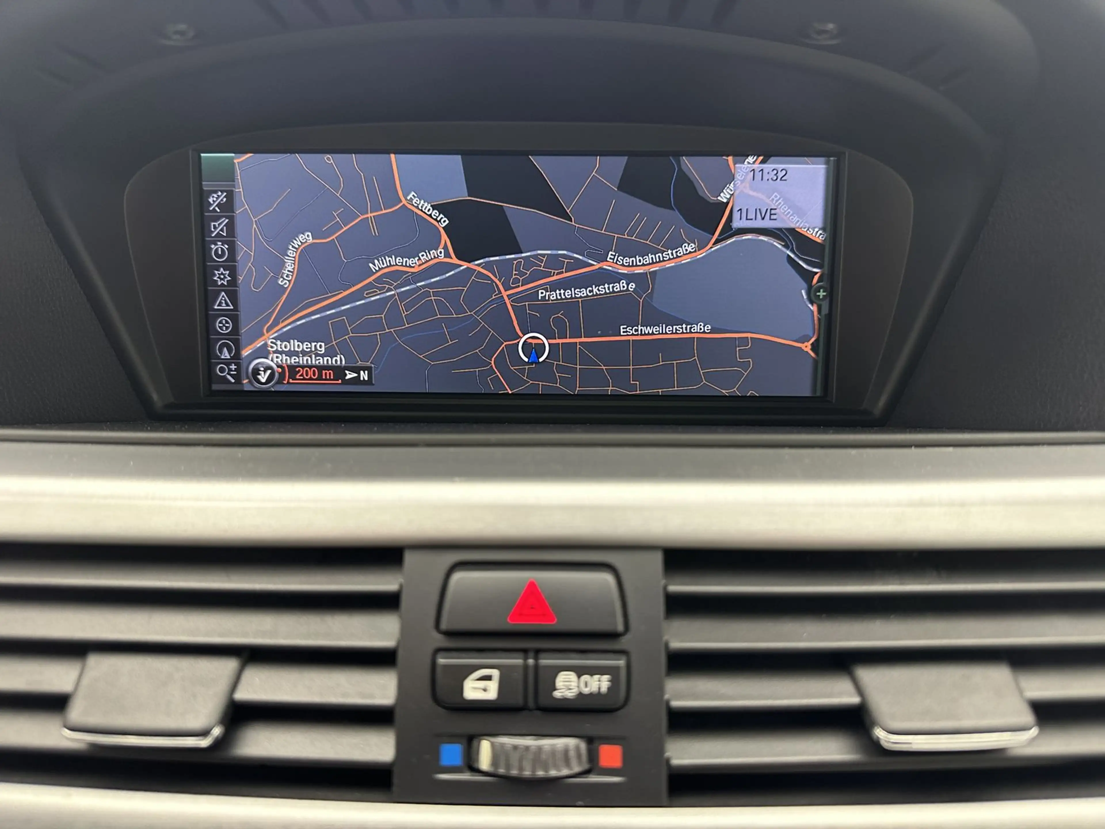 BMW 325 i M Sport "NAVI-LEDER-SITZH-PDC-MULTI-TEMPO" — photo 15