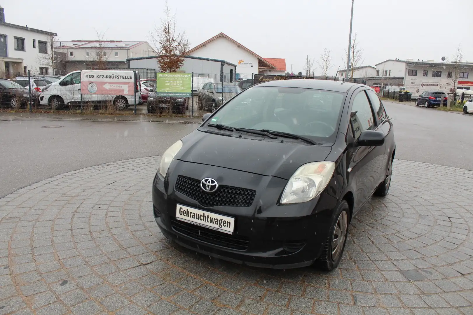 Toyota Yaris Sol Klima Noir - 2
