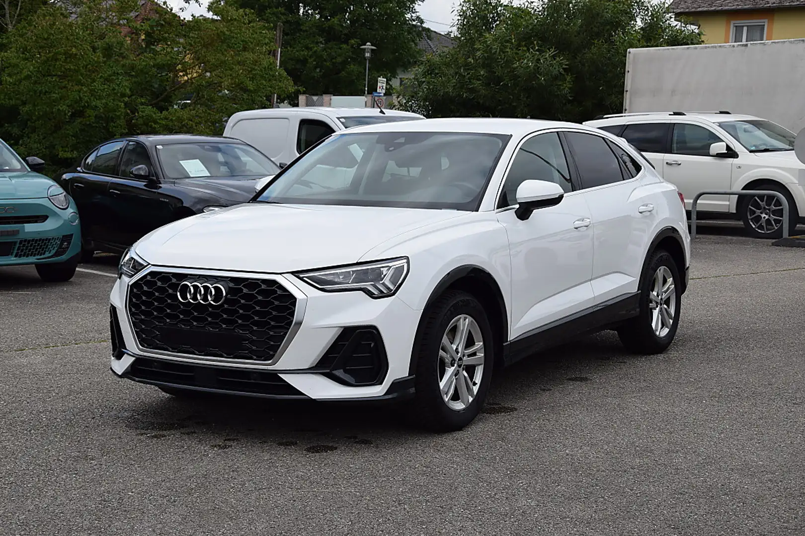Audi Q3 Sportback 35 TFSI S-tronic Weiß - 1