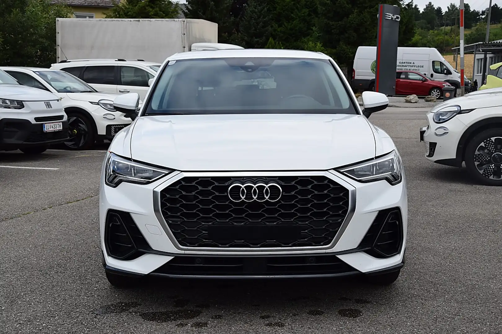 Audi Q3 Sportback 35 TFSI S-tronic Weiß - 2