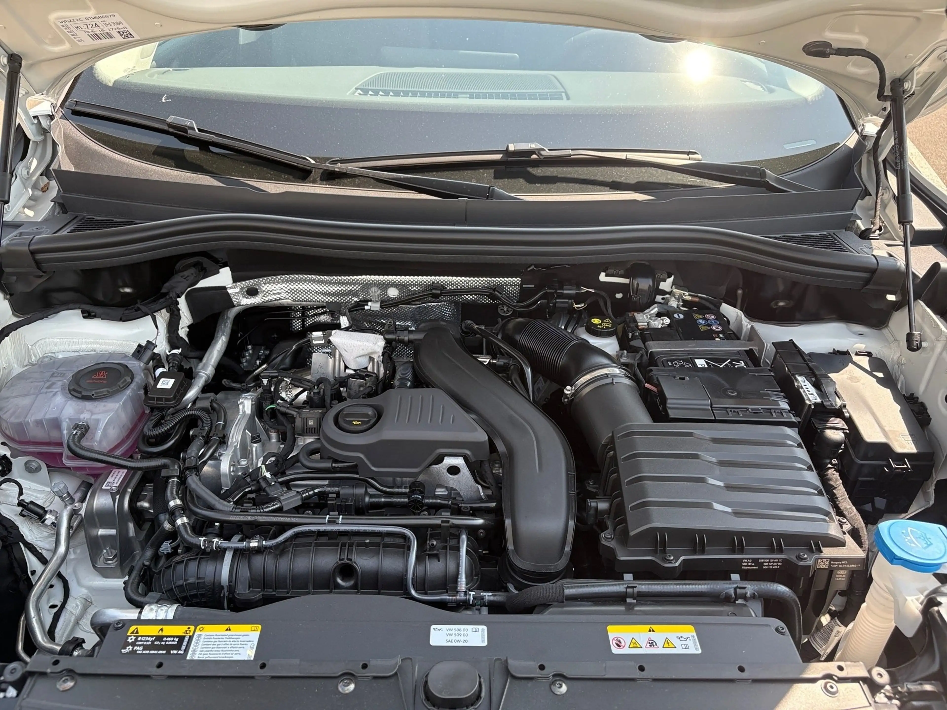Volkswagen Tiguan 1.5 eTSI Energy *AHK*NAVI*KAMERA* — photo 9