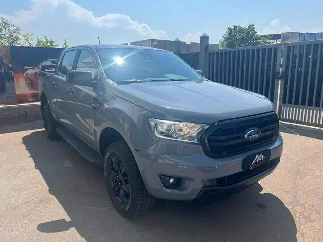 Ford Ranger view 3