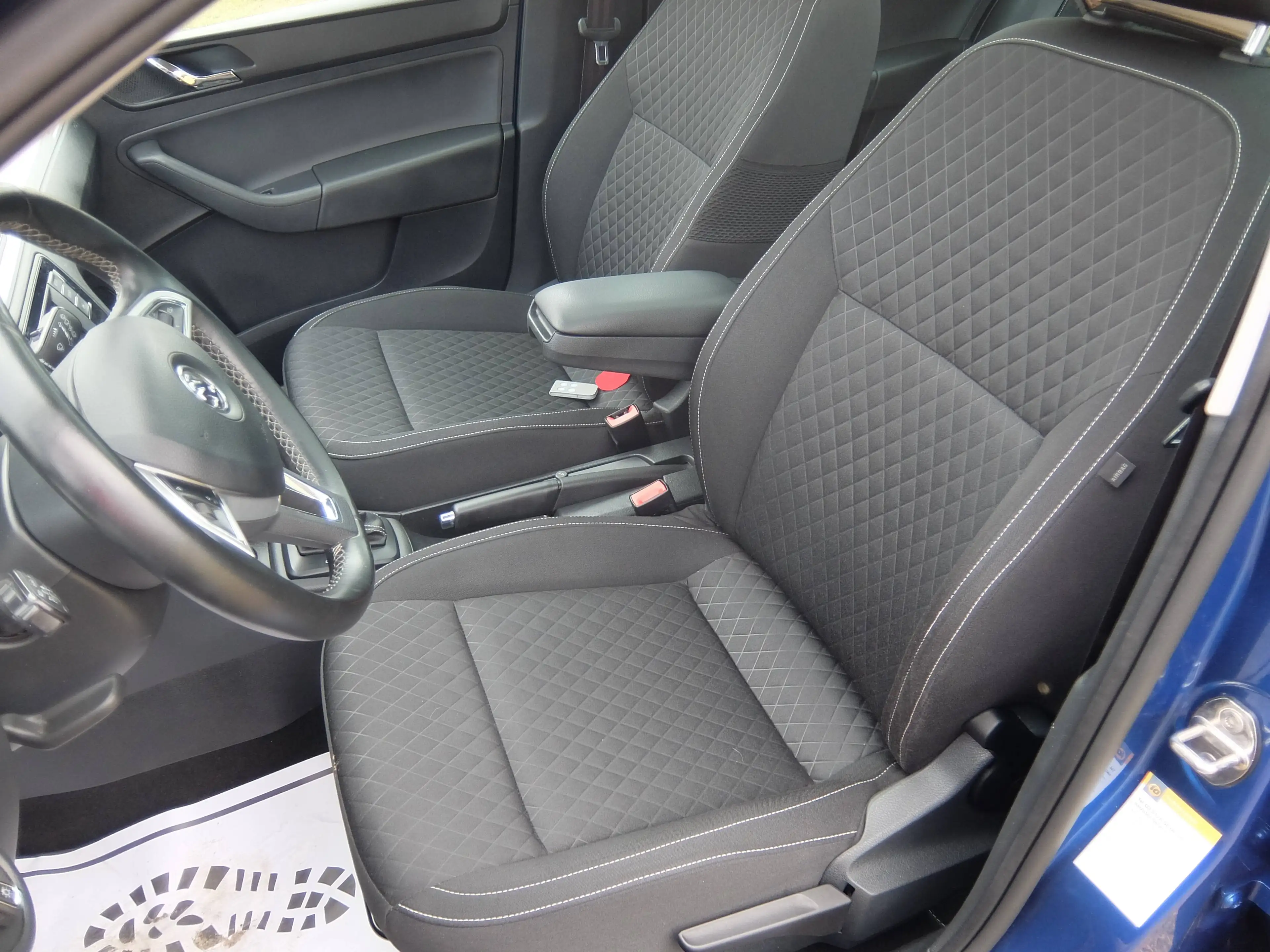 Skoda Rapid/Spaceback Edition — photo 8