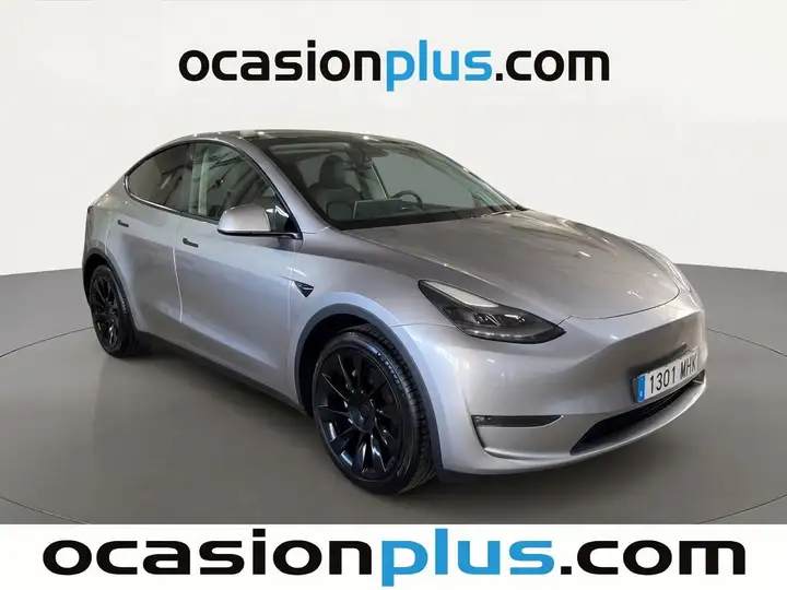 Tesla Model Y 2023, foto 2
