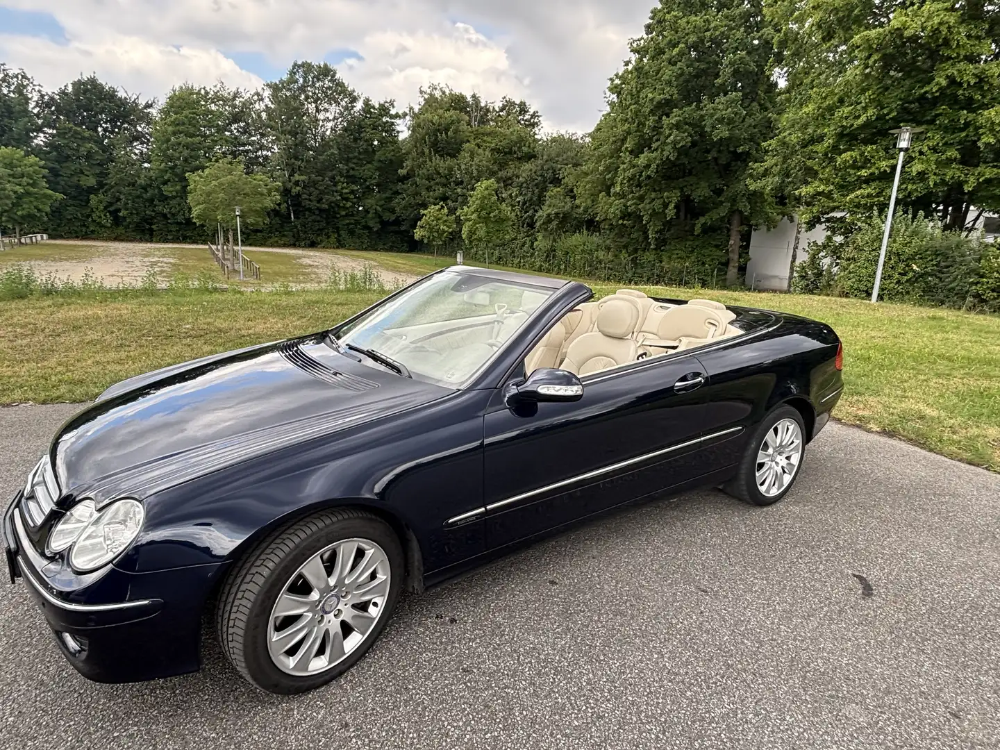 Mercedes-Benz CLK 320 CLK 320 CDI (209.420) Bleu - 1