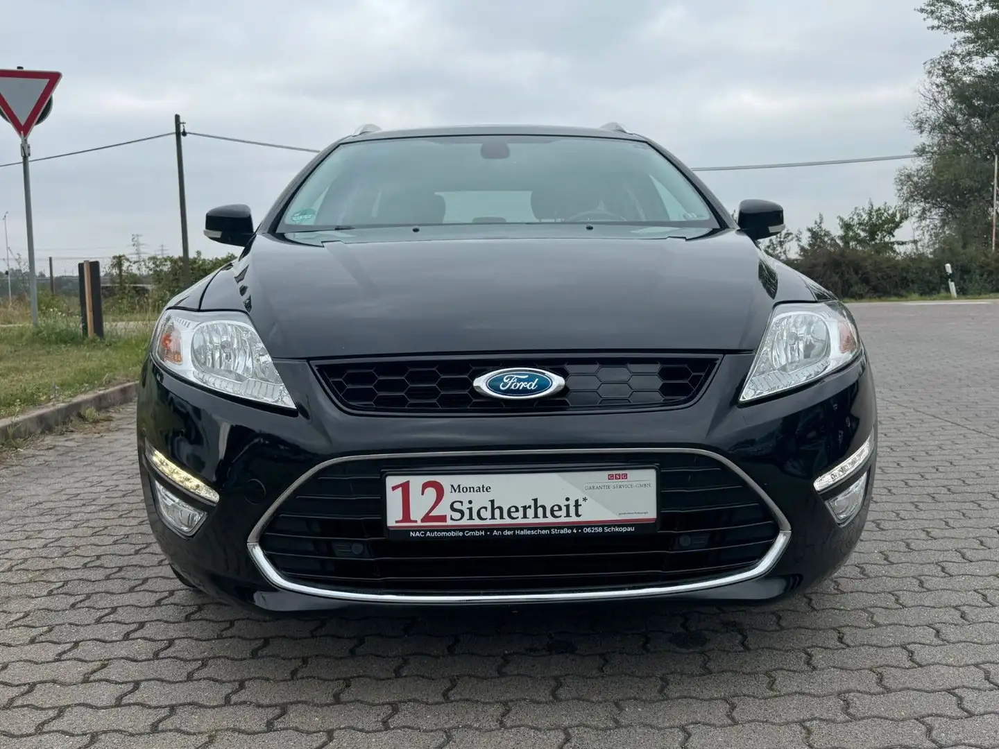Ford Mondeo Turnier Business Edition Noir - 2