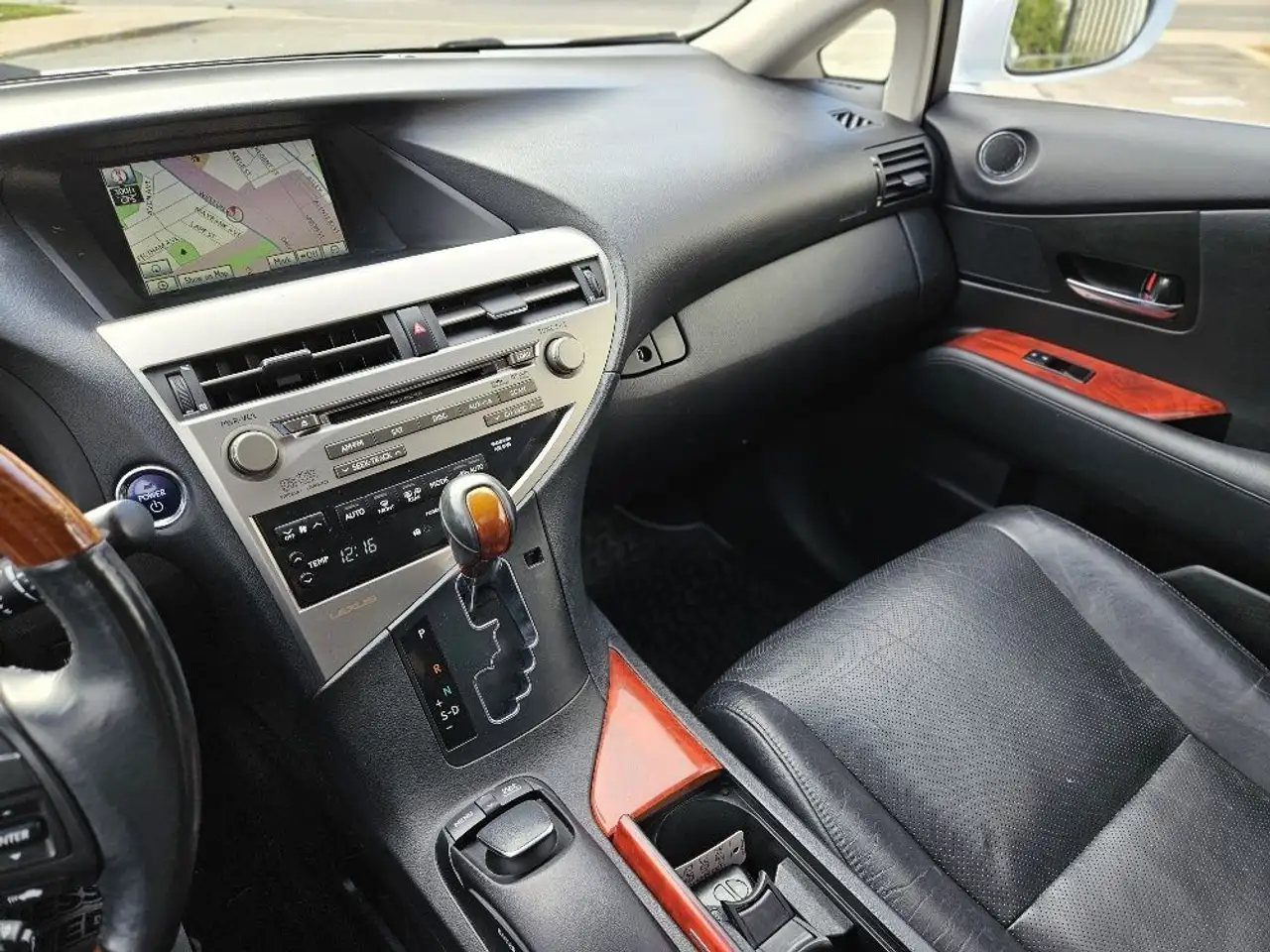 Lexus RX снимка Lexus RX