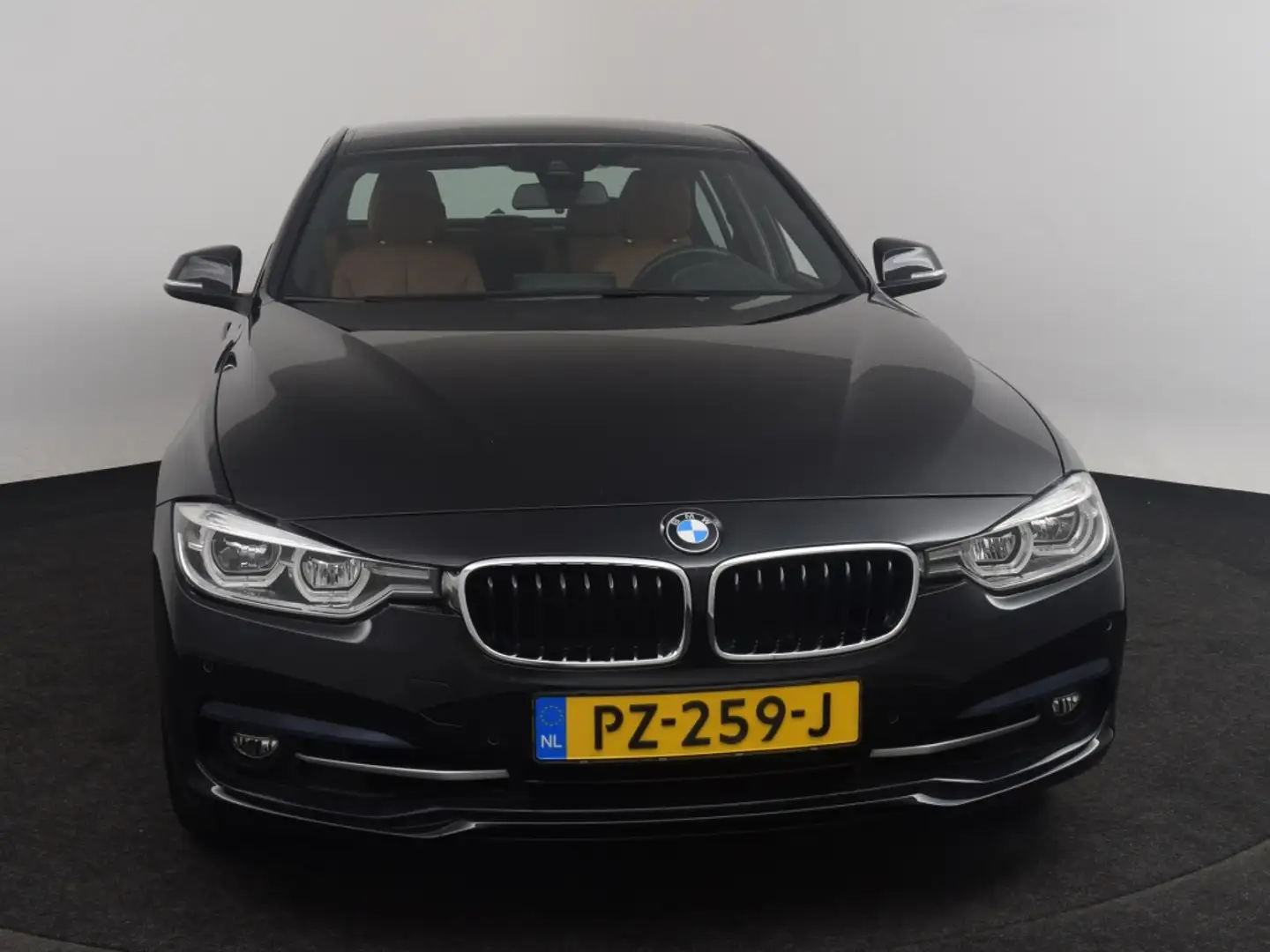 BMW 320 3-serie 320i High Executive | Cognac Leder • Deale Negro - 2