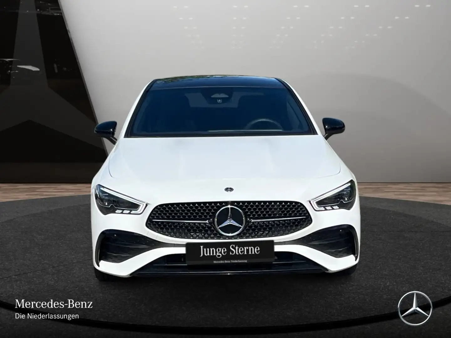 Mercedes-Benz CLA 200 AMG+NIGHT+PANO+MULTIBEAM+KAMERA+KEYLESS+7G Weiß - 2