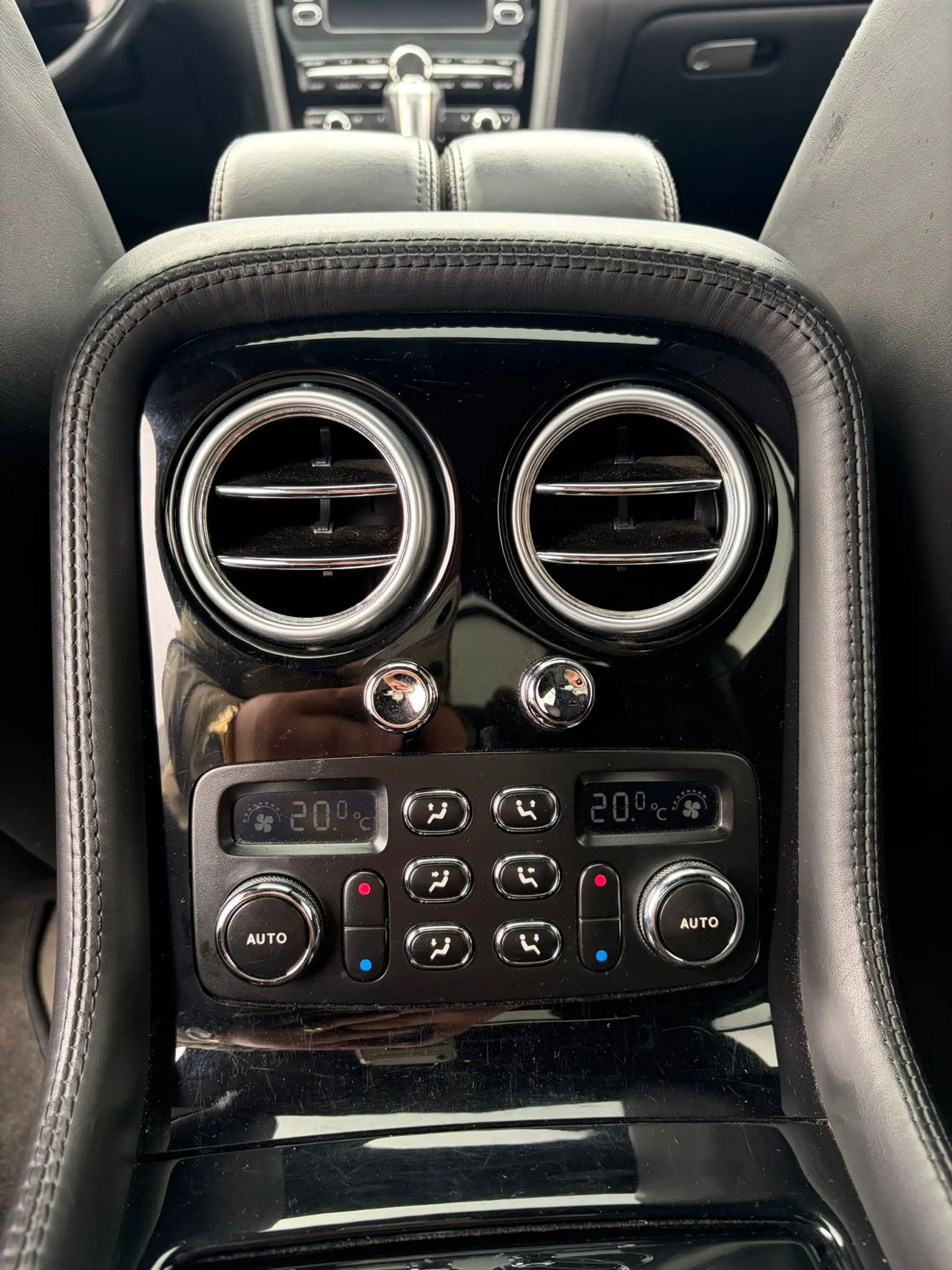 Bentley Flying Spur Continental Flying Spur — photo 12