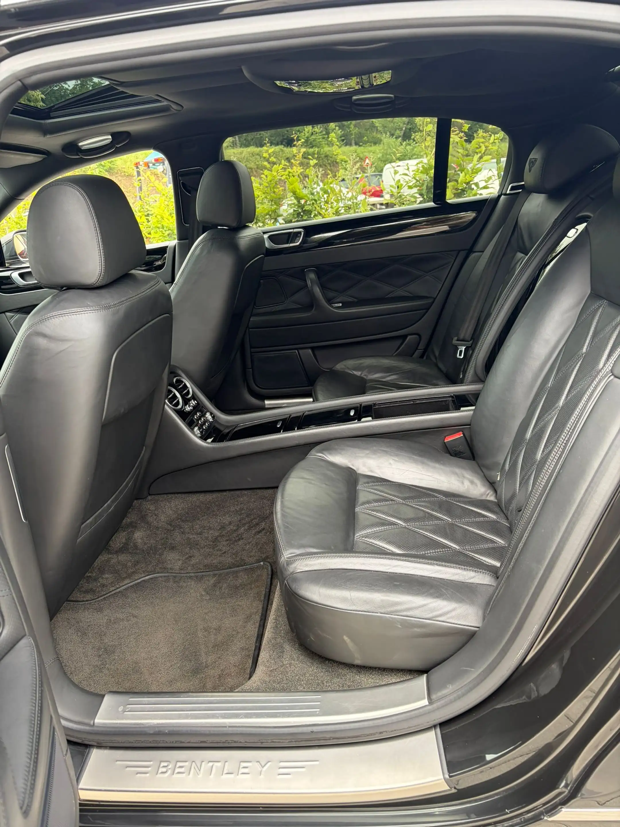 Bentley Flying Spur Continental Flying Spur — photo 13