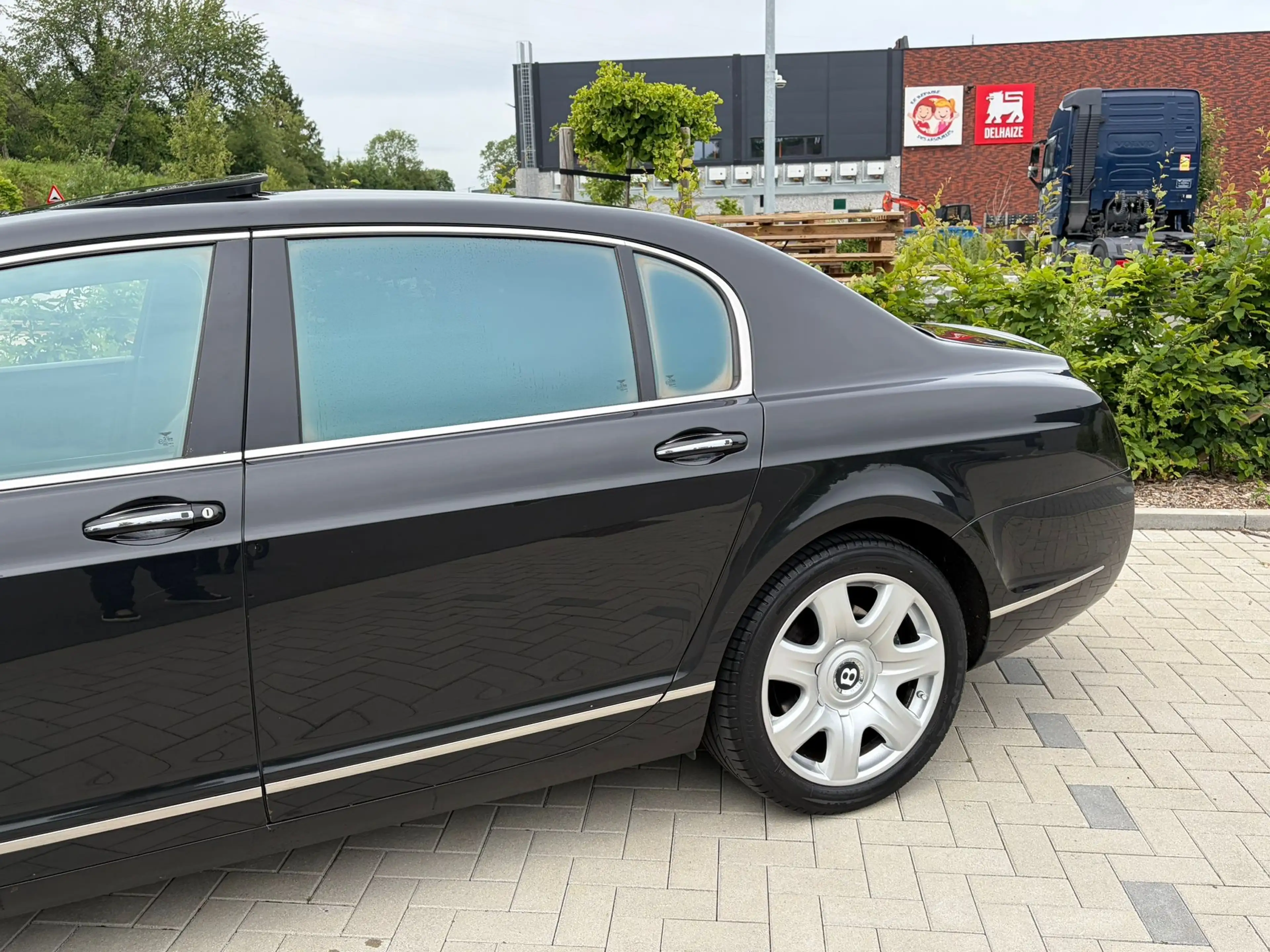 Bentley Flying Spur Continental Flying Spur — photo 4