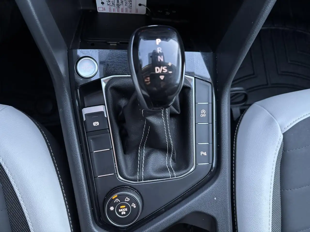 Volkswagen Taos снимка Volkswagen Taos