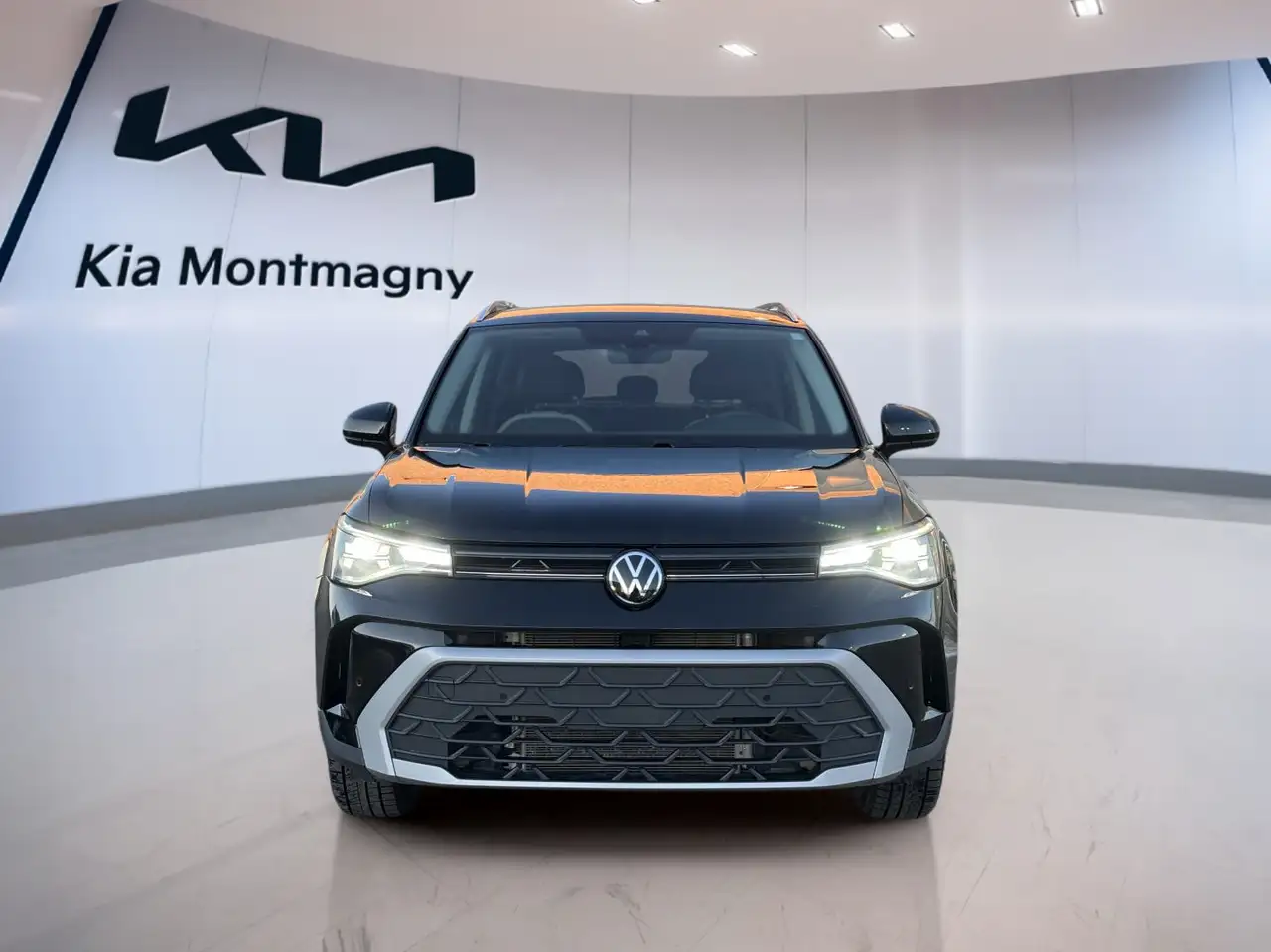 Volkswagen Taos снимка Volkswagen Taos