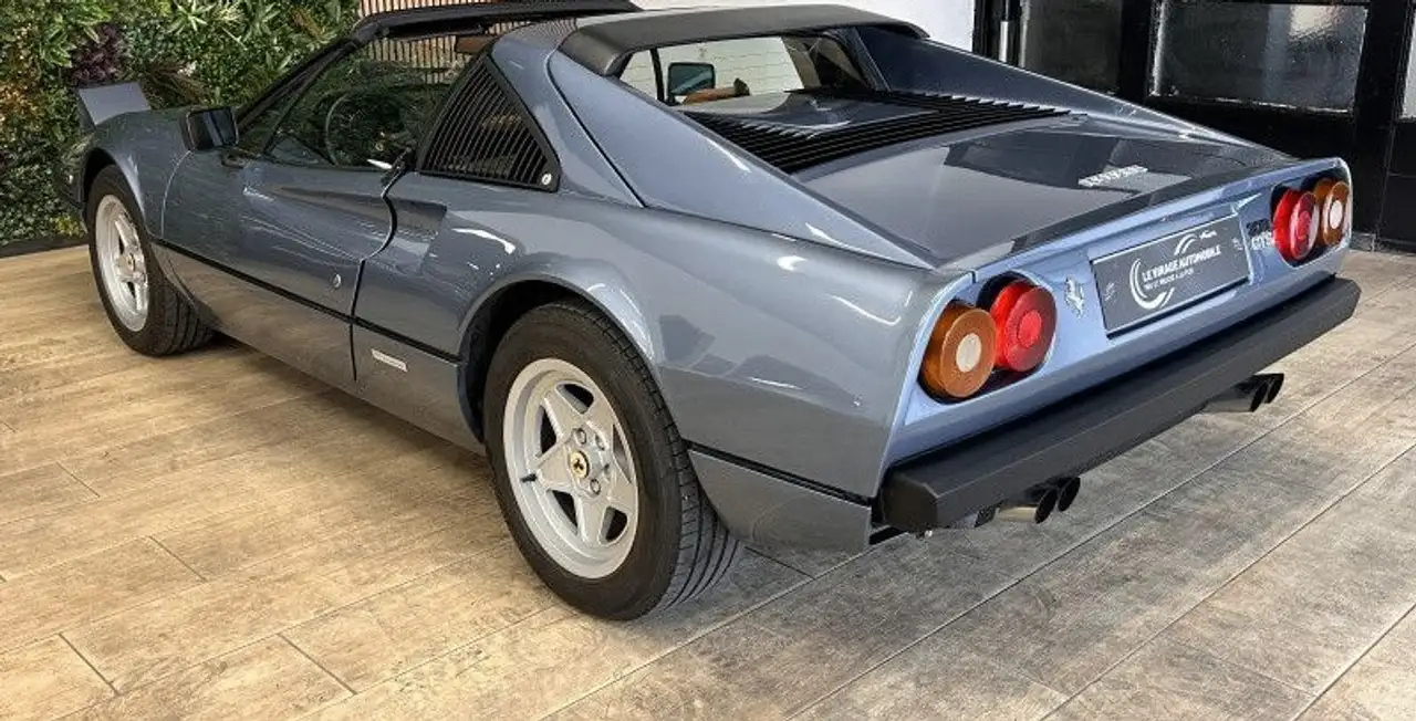 Ferrari 308 GTSI, foto 10