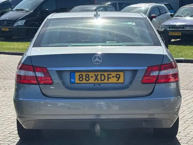Mercedes-Benz E-Class view 6