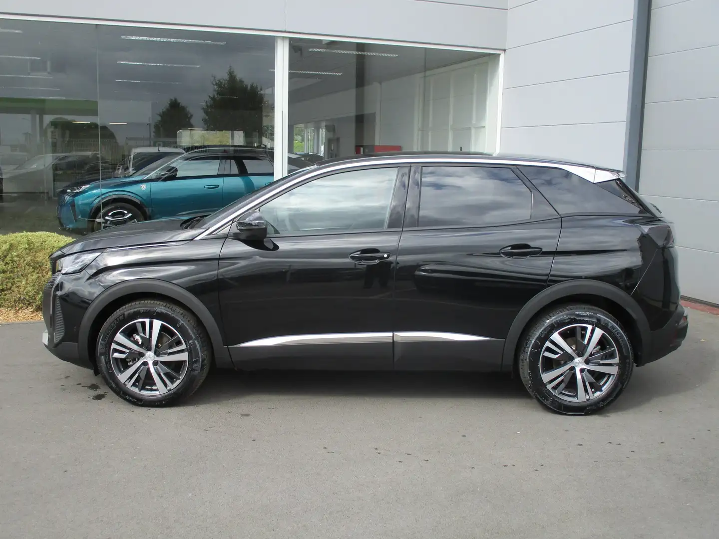 Peugeot 3008 1.2 Turbo MHEV Allure Pack DCT Noir - 2