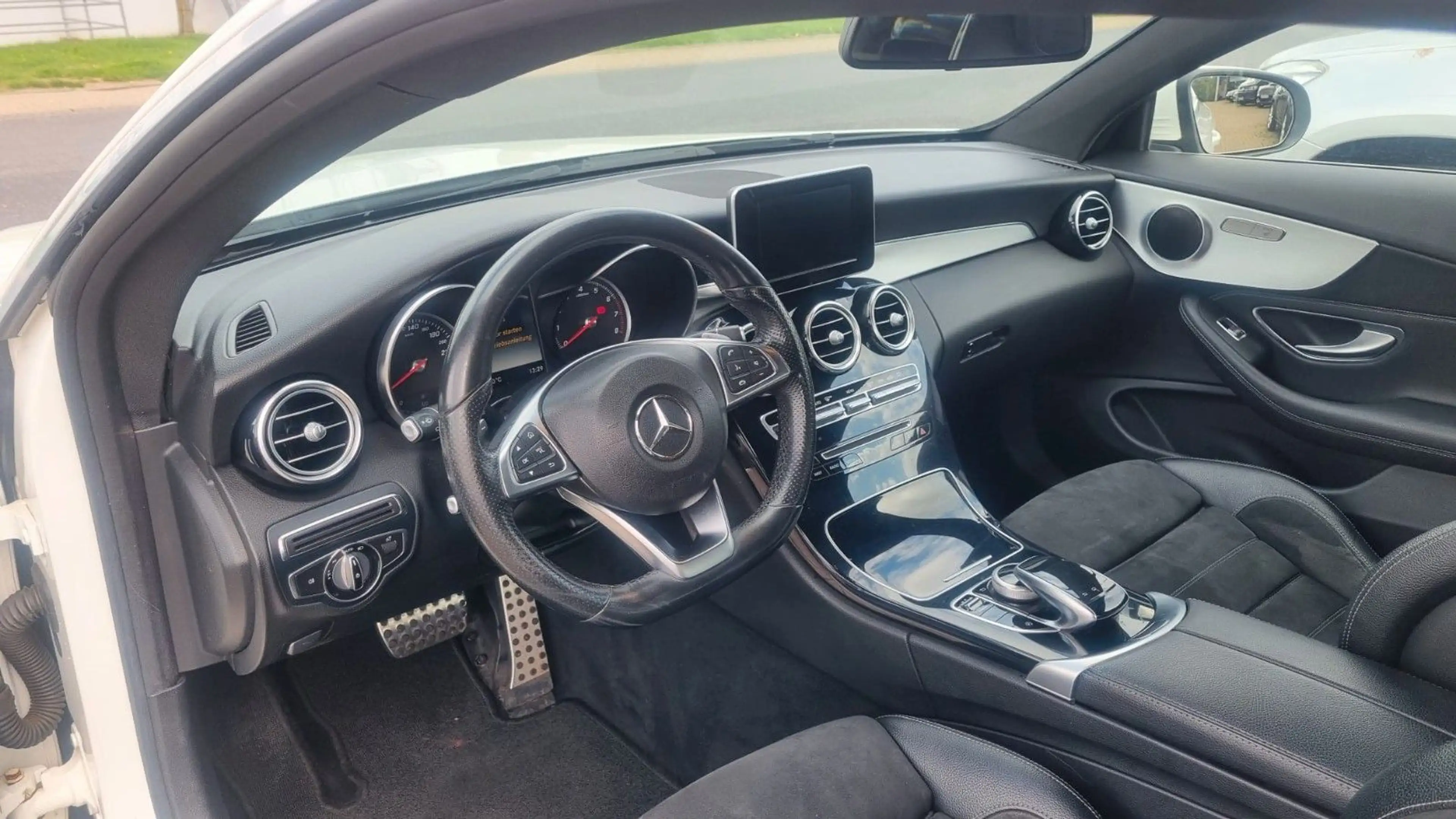 Mercedes-Benz C 250 Coupe *HU NEU* INSPEKTION NEU* — photo 10
