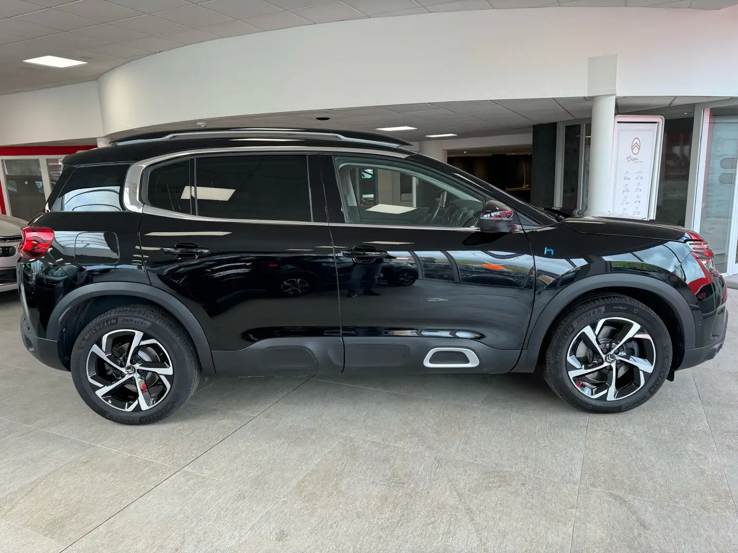 Citroen C5 Aircross Hybrid 225 e.EAT8 SHINE PACK Nero - 1