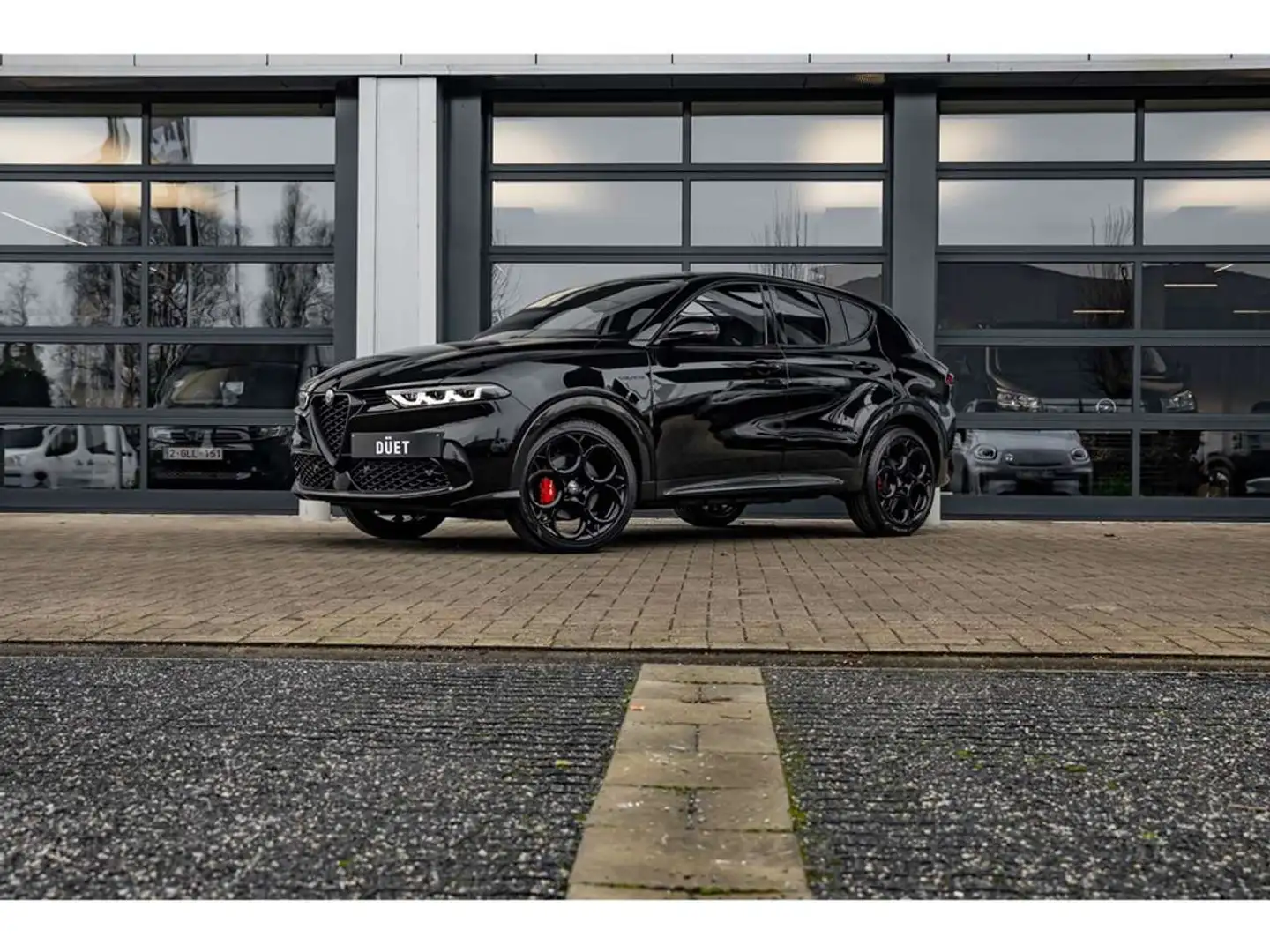 Alfa Romeo Tonale 160PK - Full black - 20" - ACC - Camera - ... crna - 1