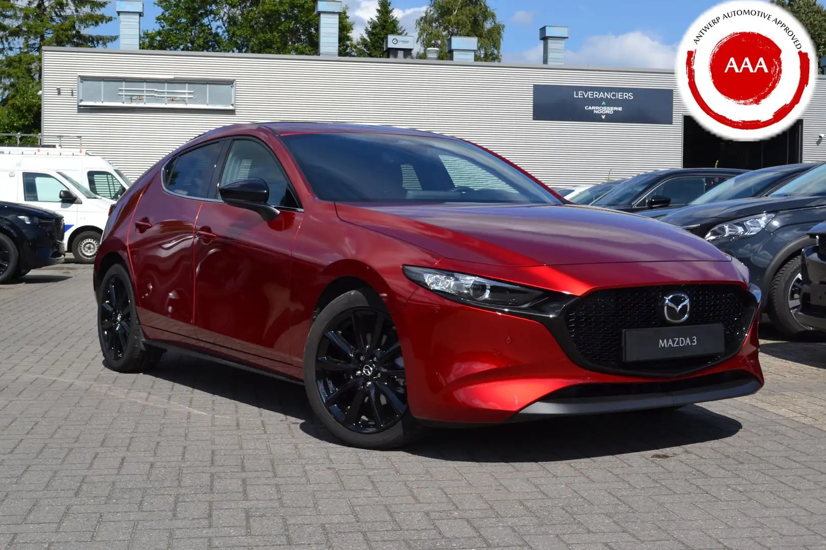 Mazda 3 Nagisa - Automaat - MY2025 Red - 1