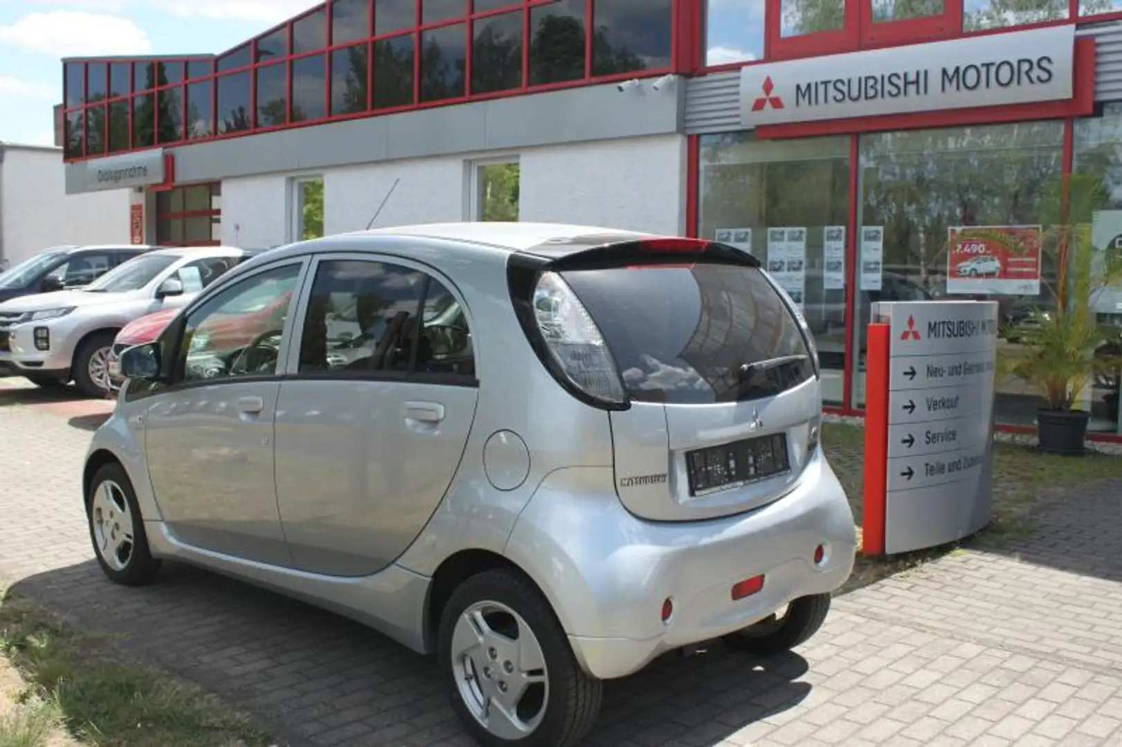 Mitsubishi I-MiEV Electric Vehicle Argent - 2