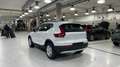 Volvo XC40 B3 Essential Aut. Blanco - thumbnail 2