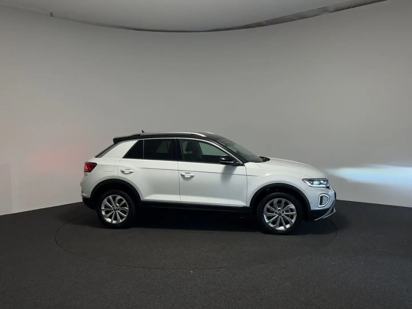 Volkswagen T-Roc 1.5 TSI DSG Style Klima Navi Einparkhilfe Blanc - 2