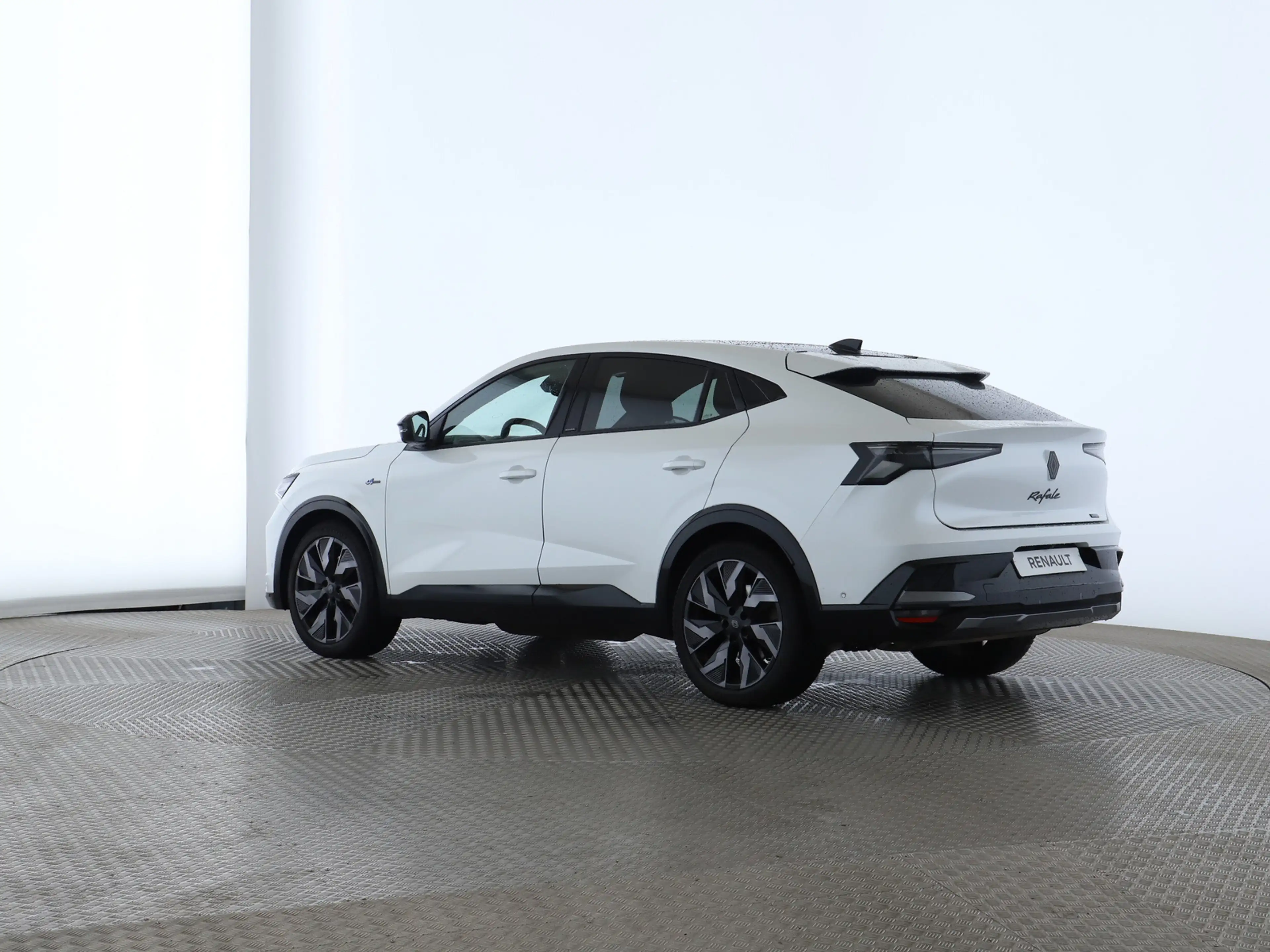 Renault Rafale 1.2 E-TECH Hybrid 200 Esprit Alpine — photo 11