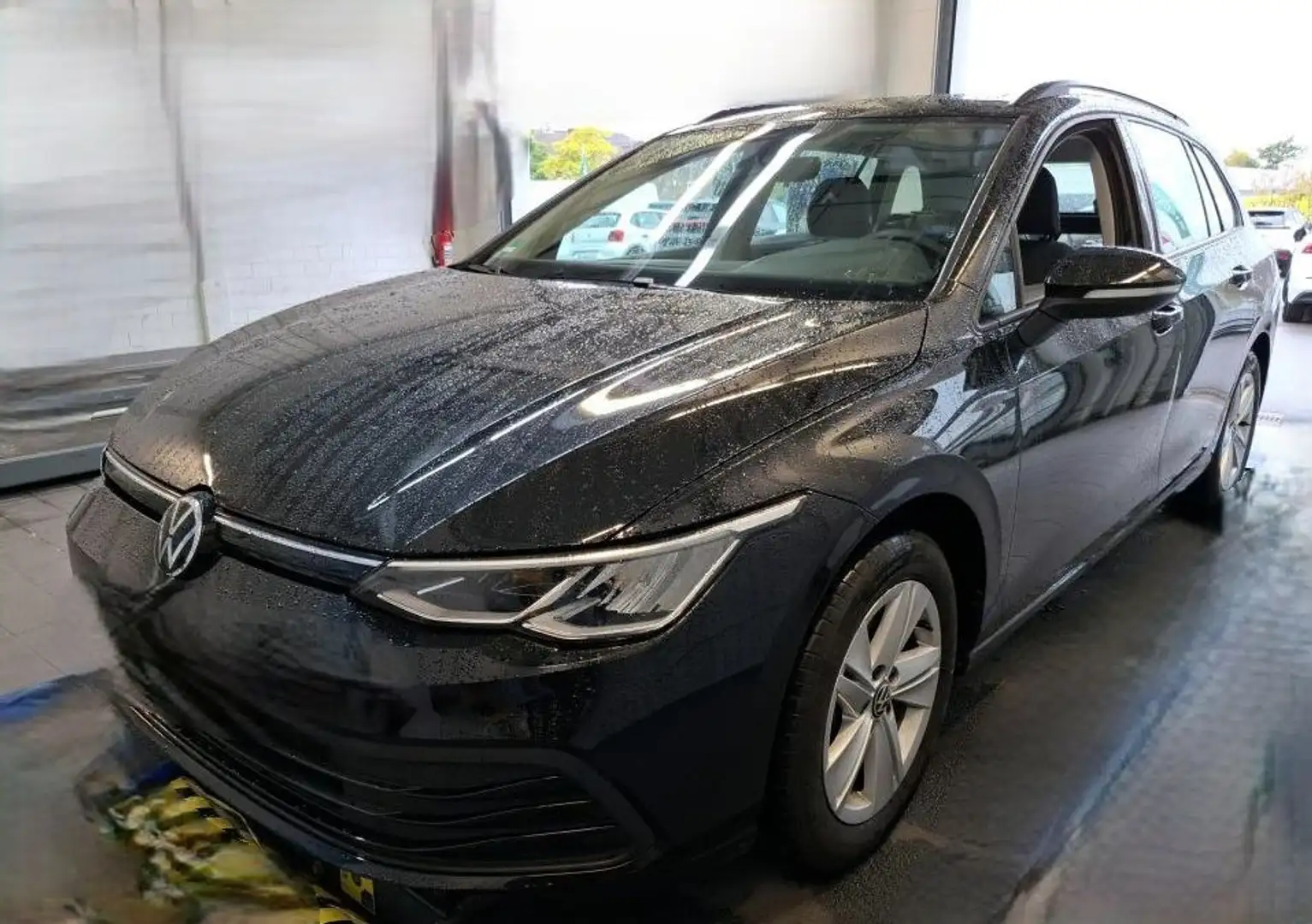 Volkswagen Golf Variant 2.0 TDI SCR LED Climatronic virtual Schwarz - 2