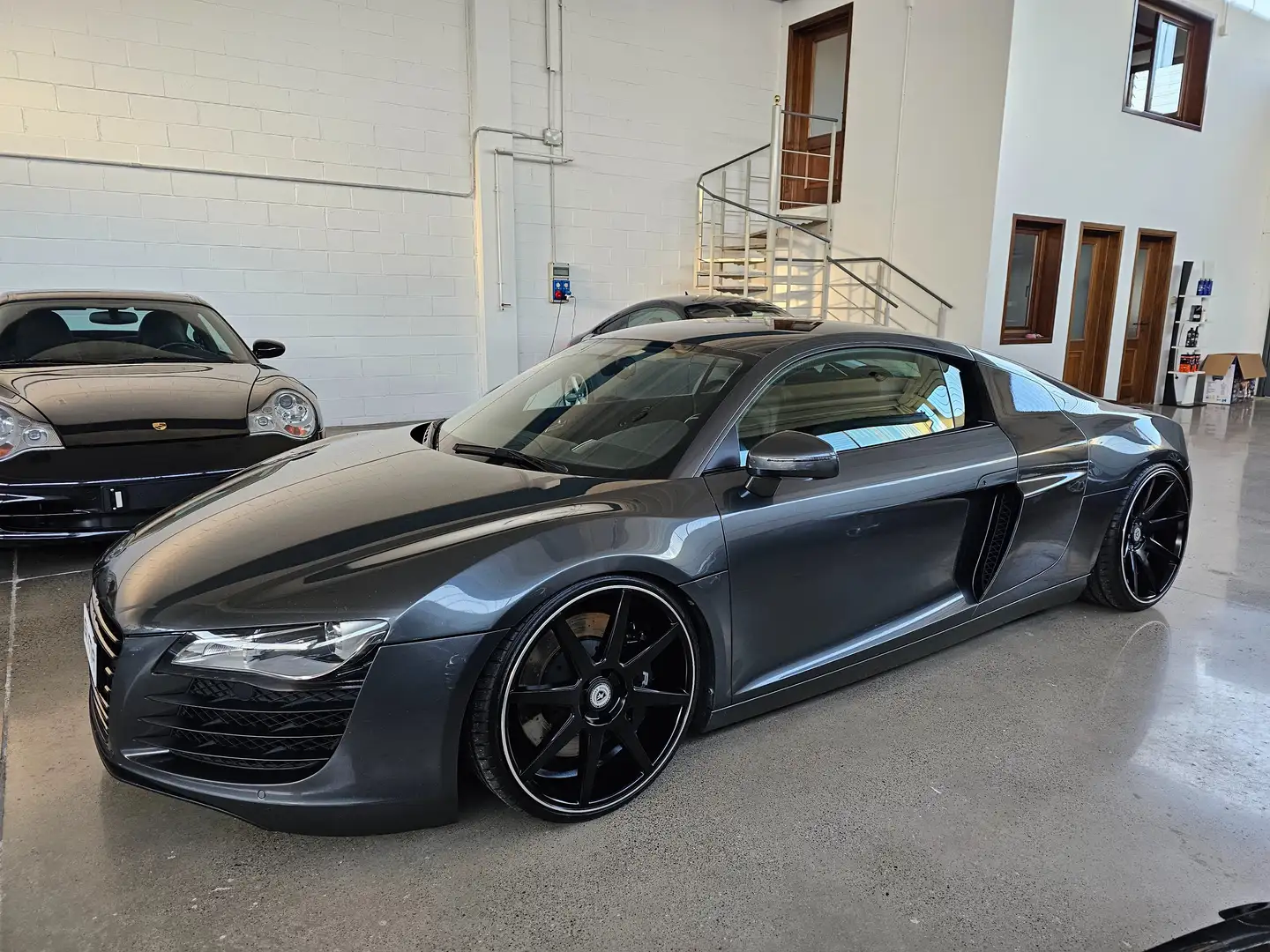 Audi R8 Coupe 4.2 V8 quattro MANUALE Gris - 2