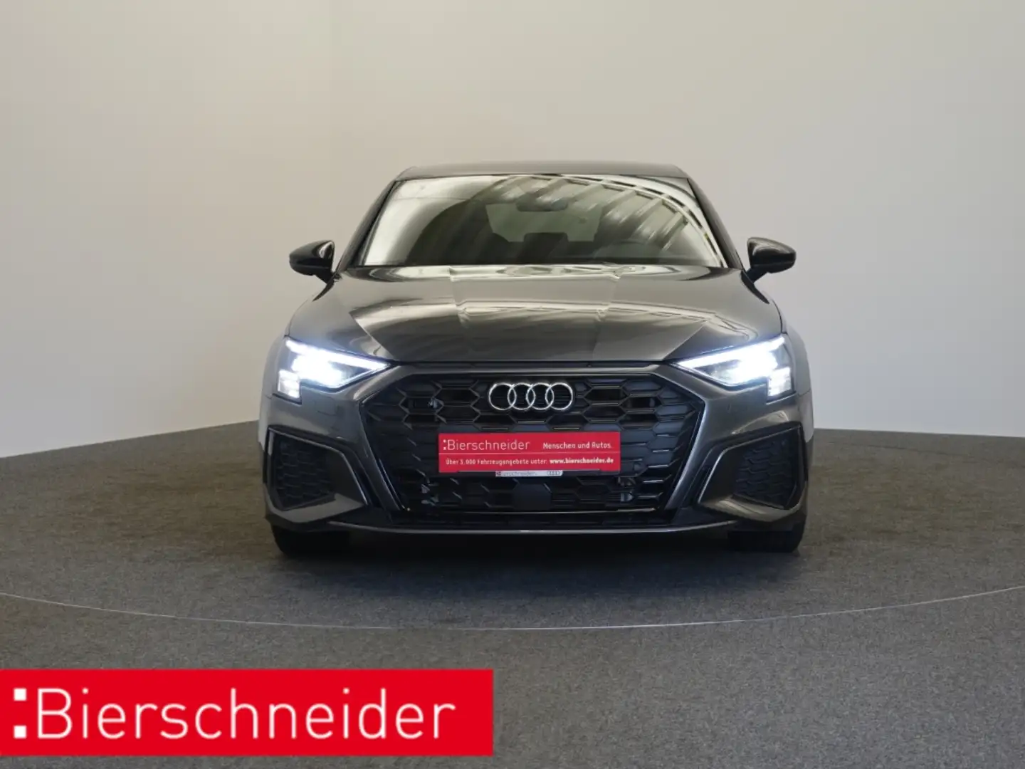 Audi A3 Sportback 45 TFSI e S tronic 2xS line MATRIX AHK K Grau - 2